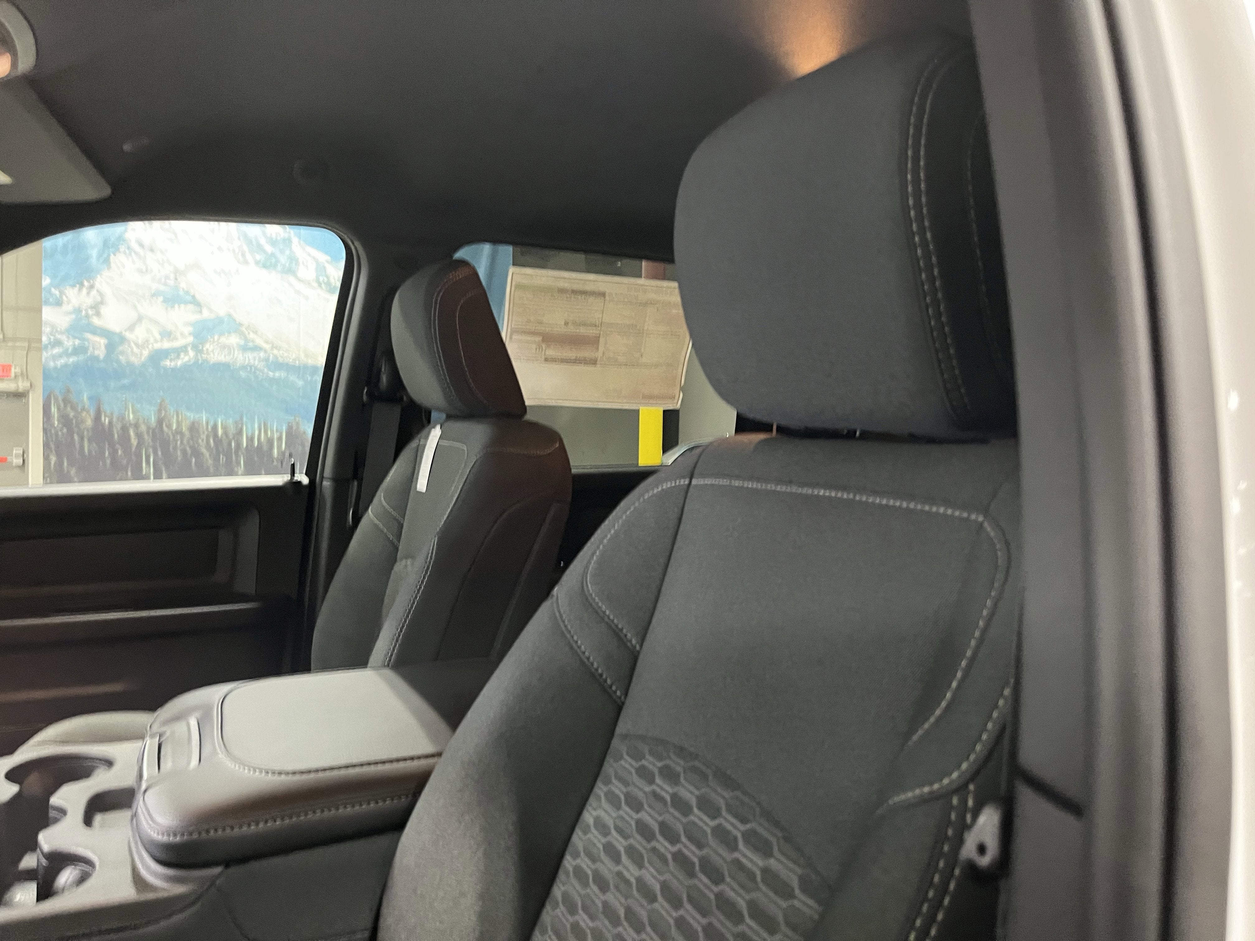 2026 RAM Ram 2500 RAM 2500 TRADESMAN CREW CAB 4X4 6'4' BOX