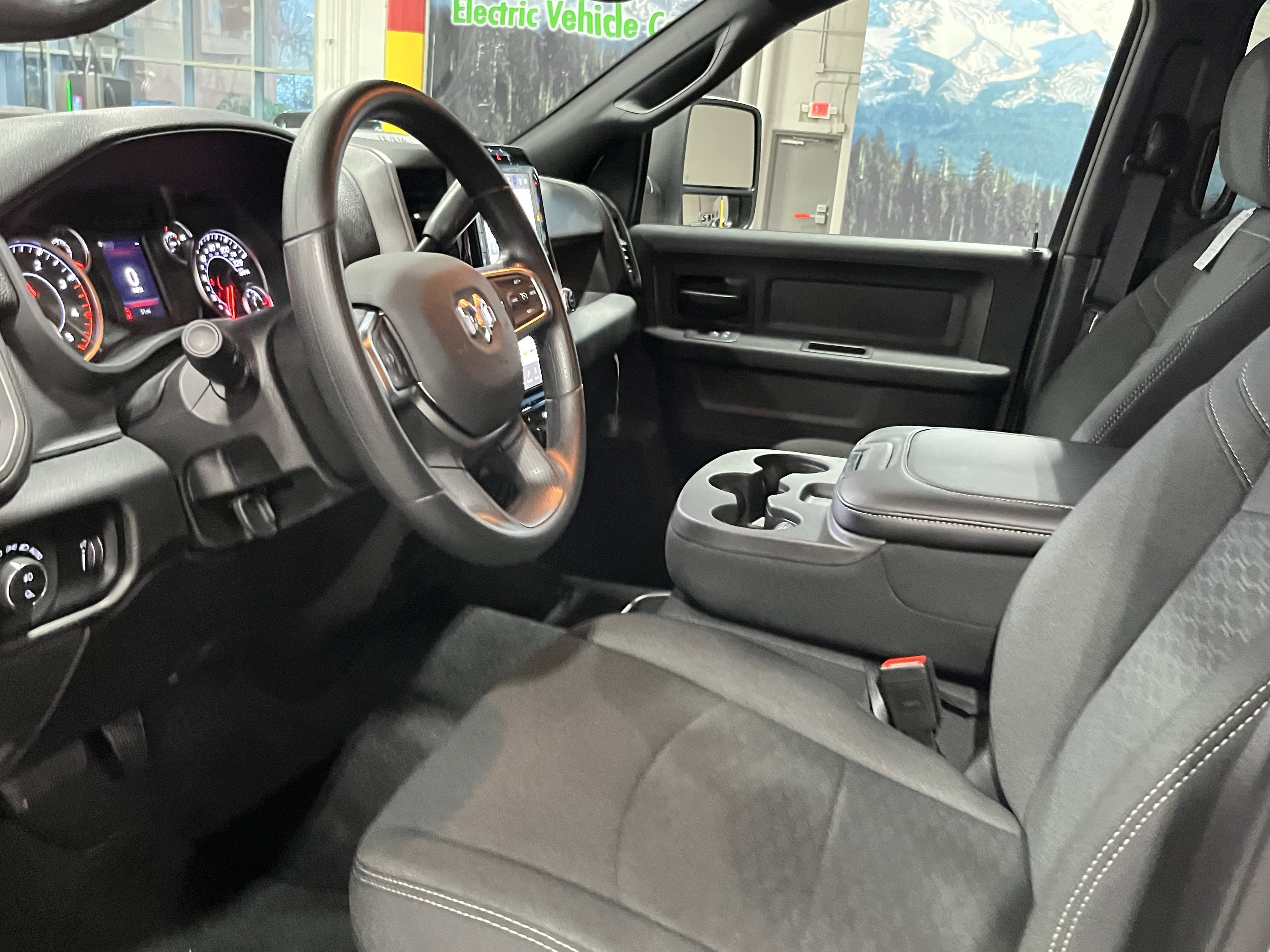 2026 RAM Ram 2500 RAM 2500 TRADESMAN CREW CAB 4X4 6'4' BOX