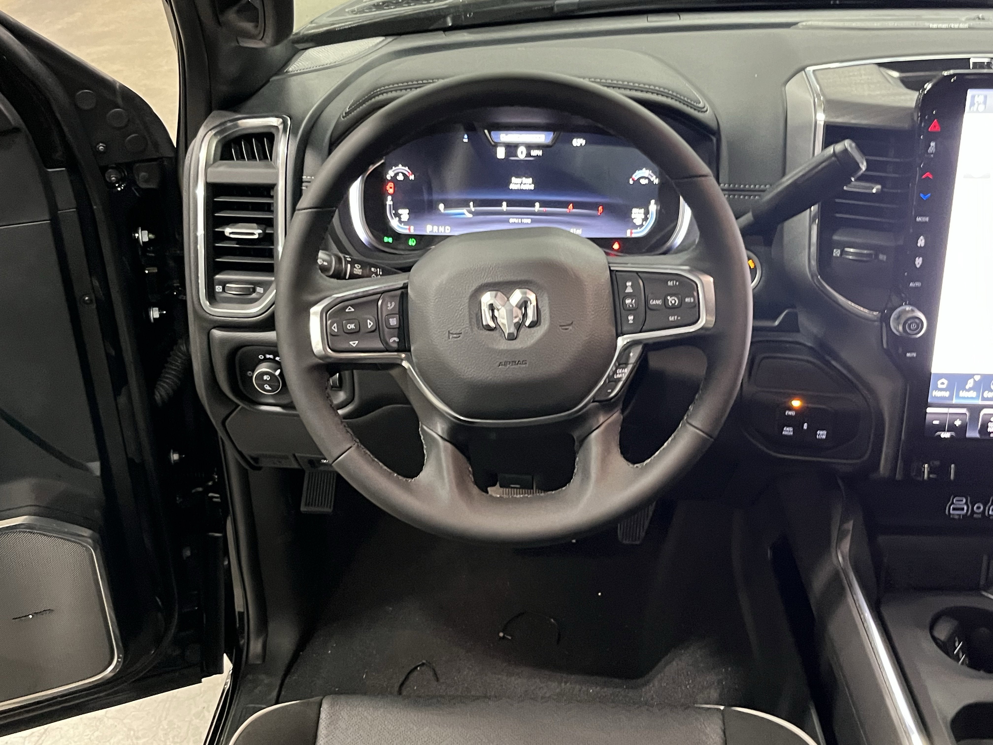 2026 RAM Ram 2500 RAM 2500 LARAMIE CREW CAB 4X4 6'4' BOX