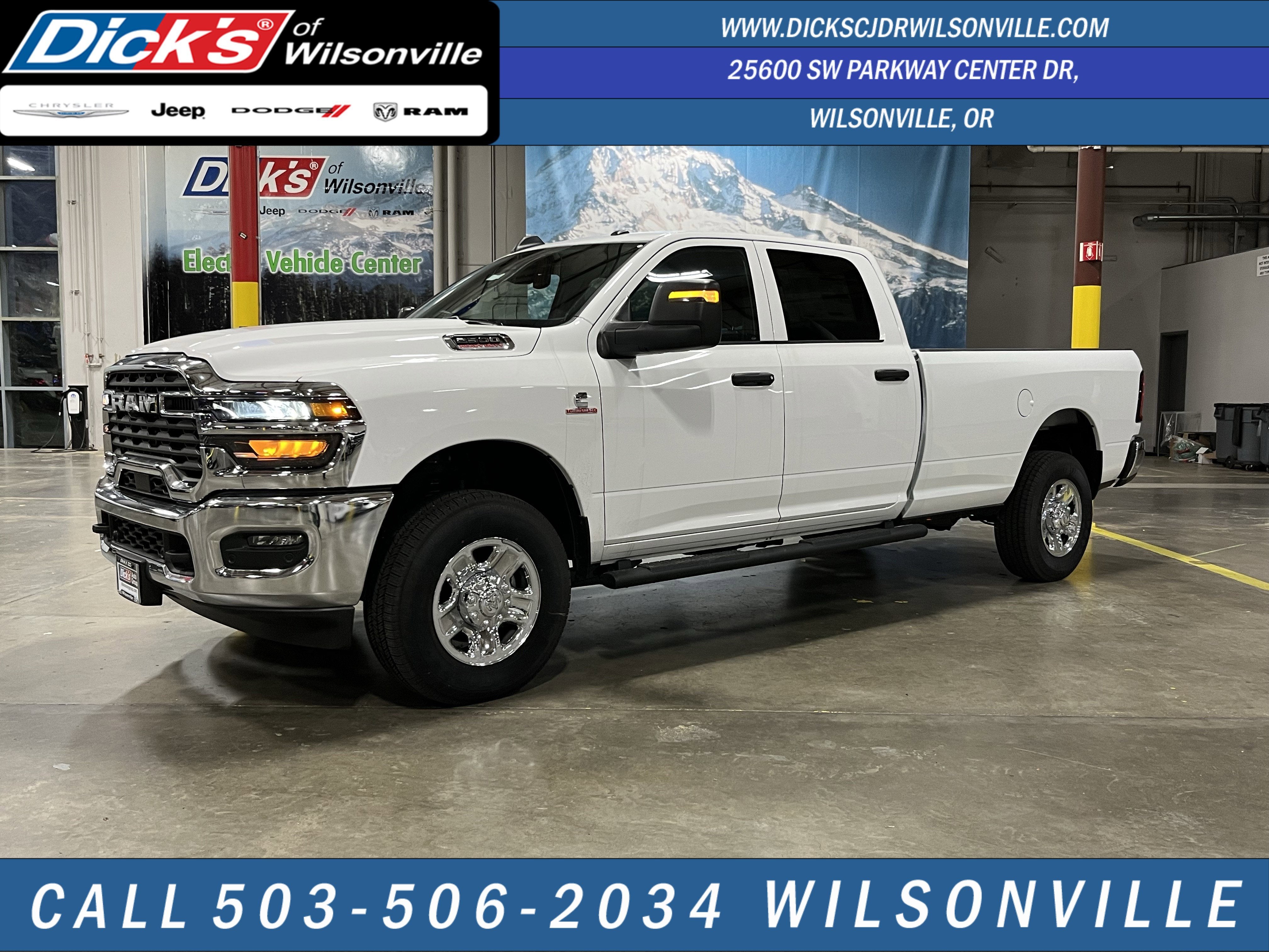 2025 RAM Ram 2500 RAM 2500 TRADESMAN CREW CAB 4X4 8' BOX