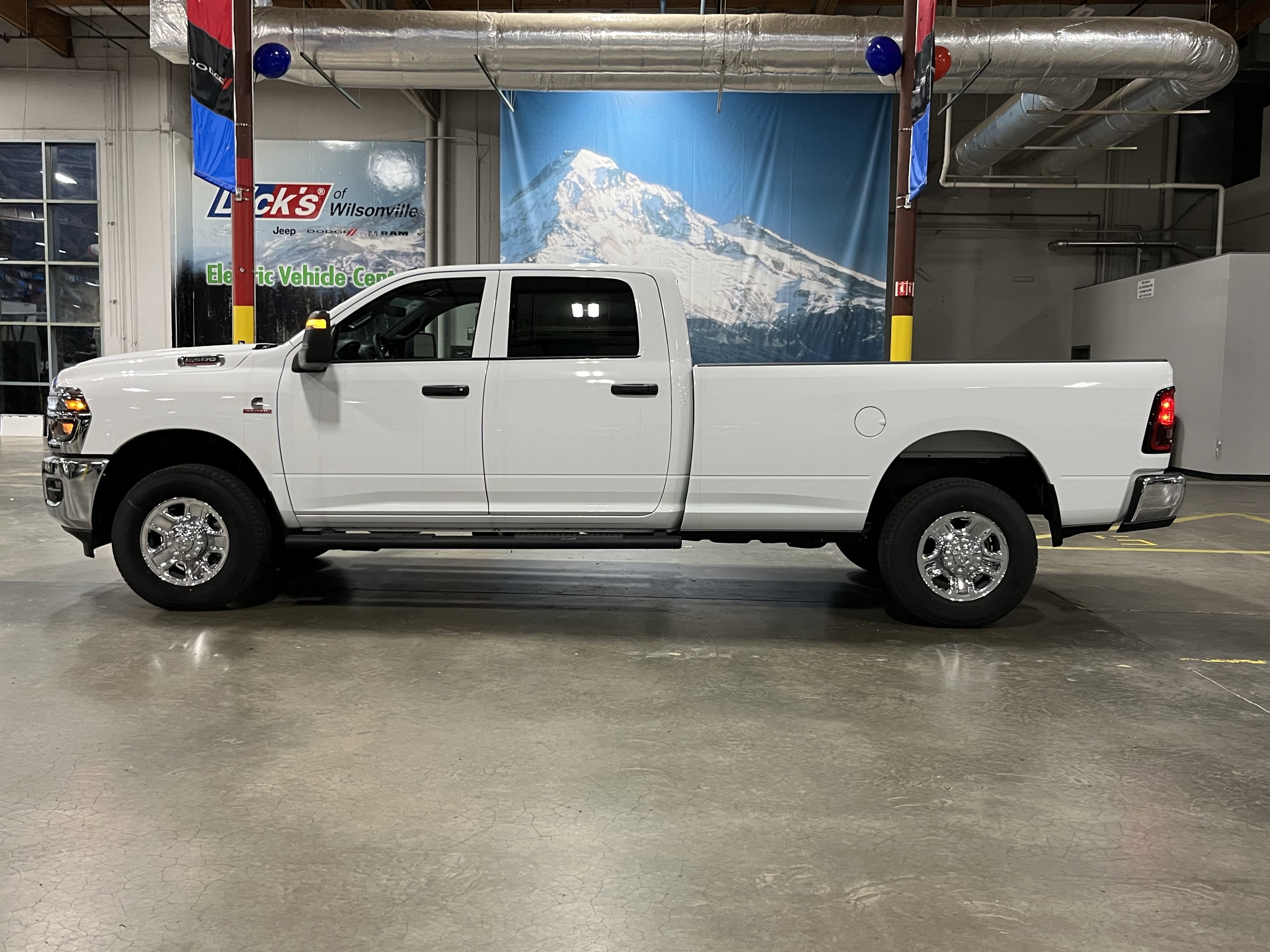 2025 RAM Ram 2500 RAM 2500 TRADESMAN CREW CAB 4X4 8' BOX