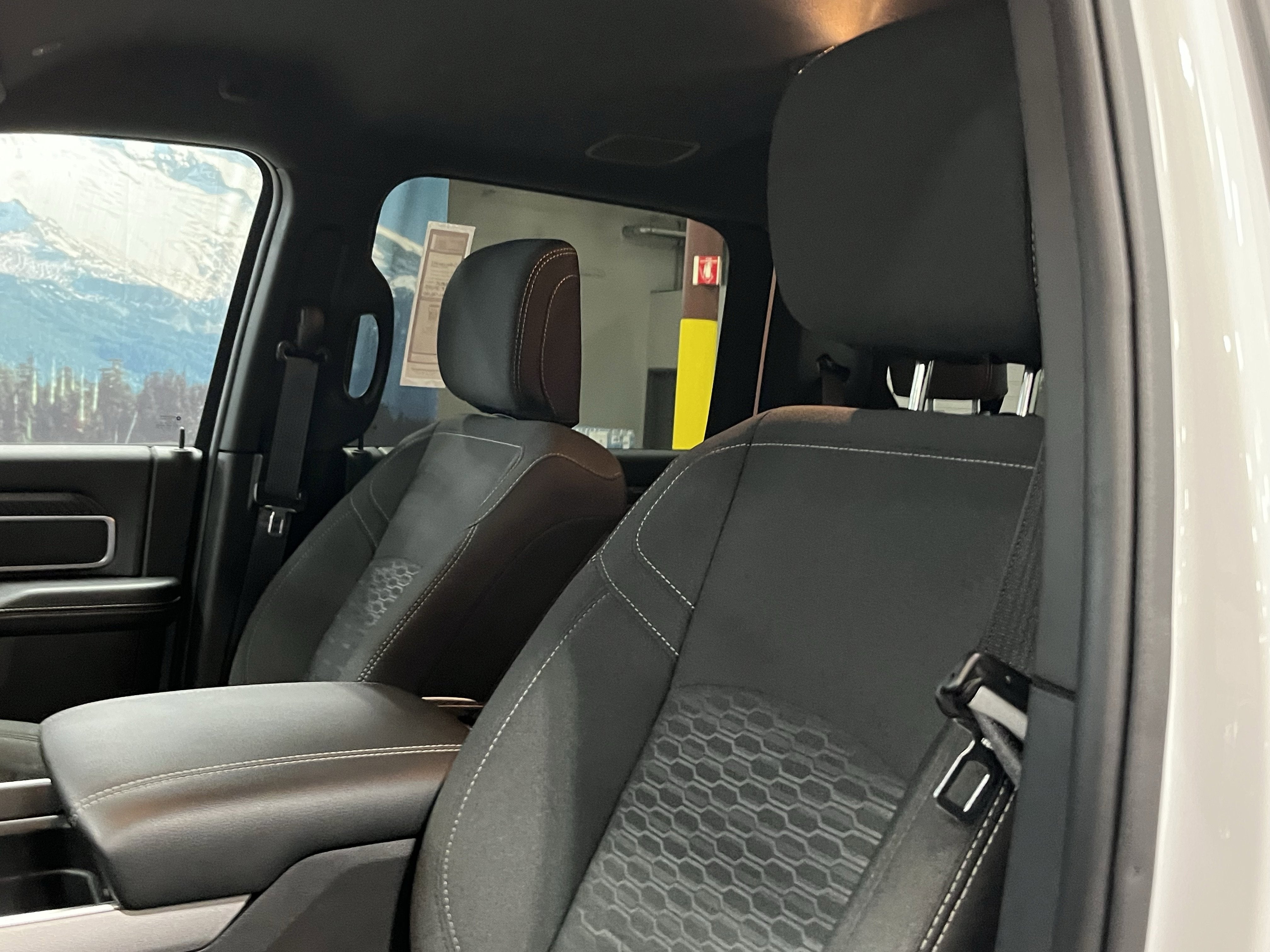 2025 RAM Ram 2500 RAM 2500 BIG HORN CREW CAB 4X4 8' BOX