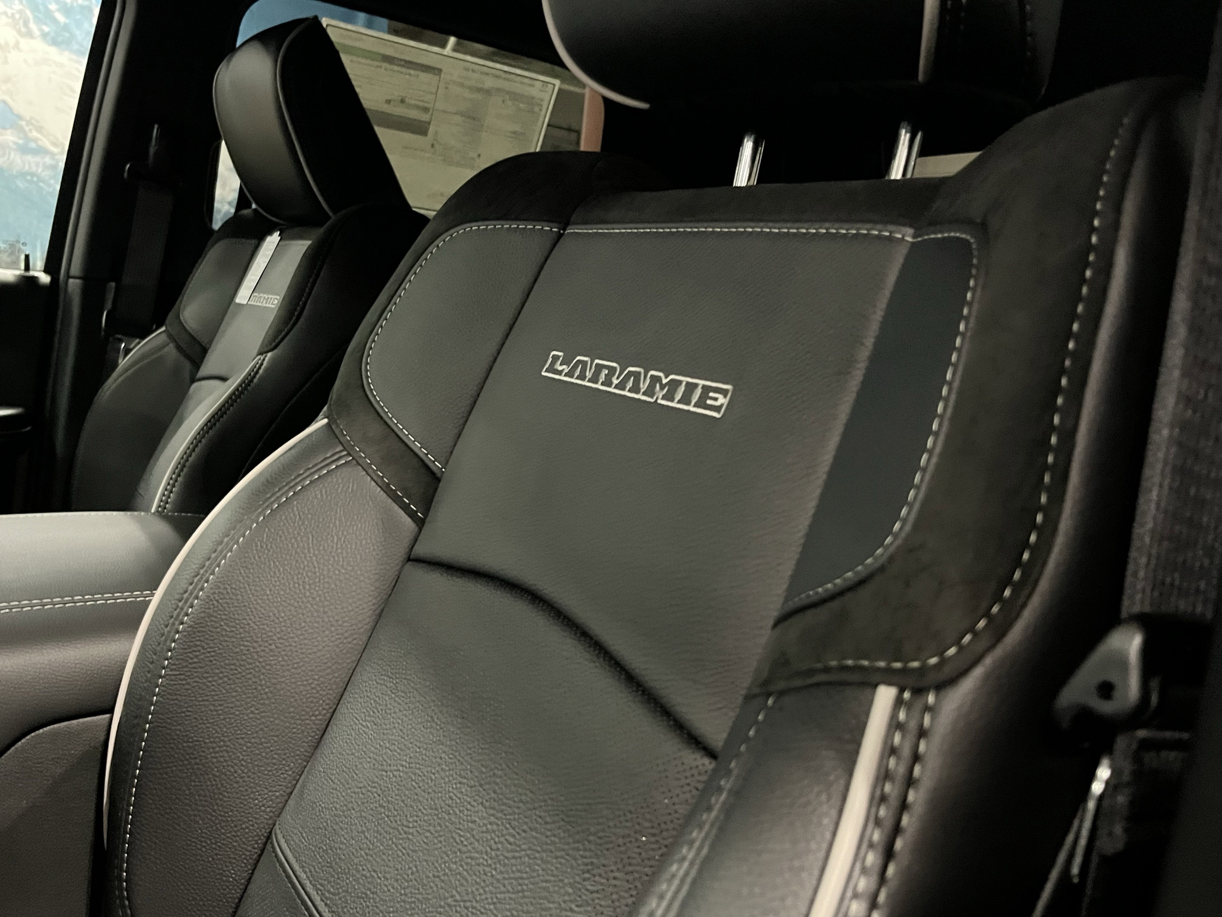 2026 RAM Ram 2500 RAM 2500 LARAMIE MEGA CAB 4X4 6'4' BOX