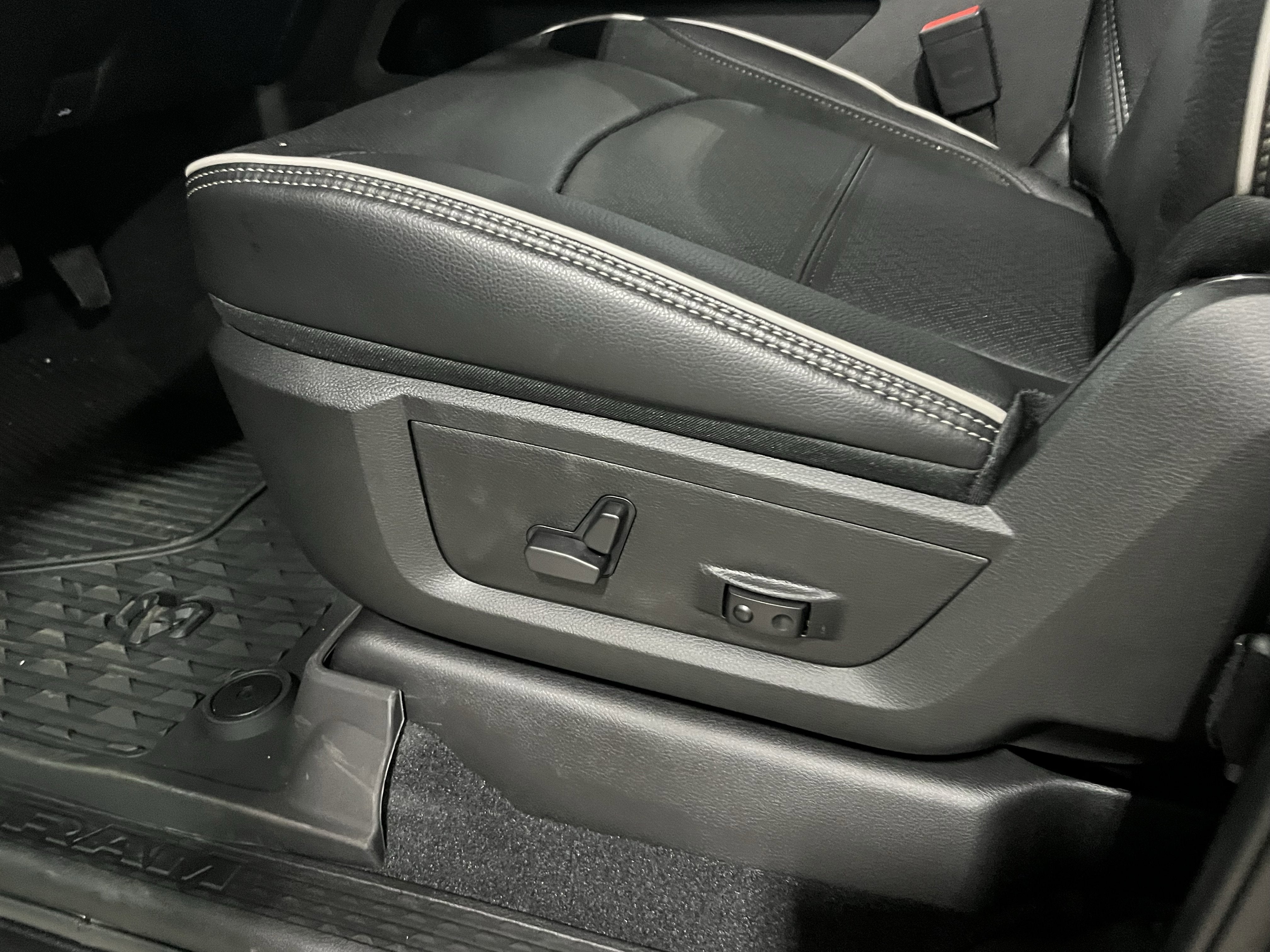 2026 RAM Ram 2500 RAM 2500 LARAMIE MEGA CAB 4X4 6'4' BOX