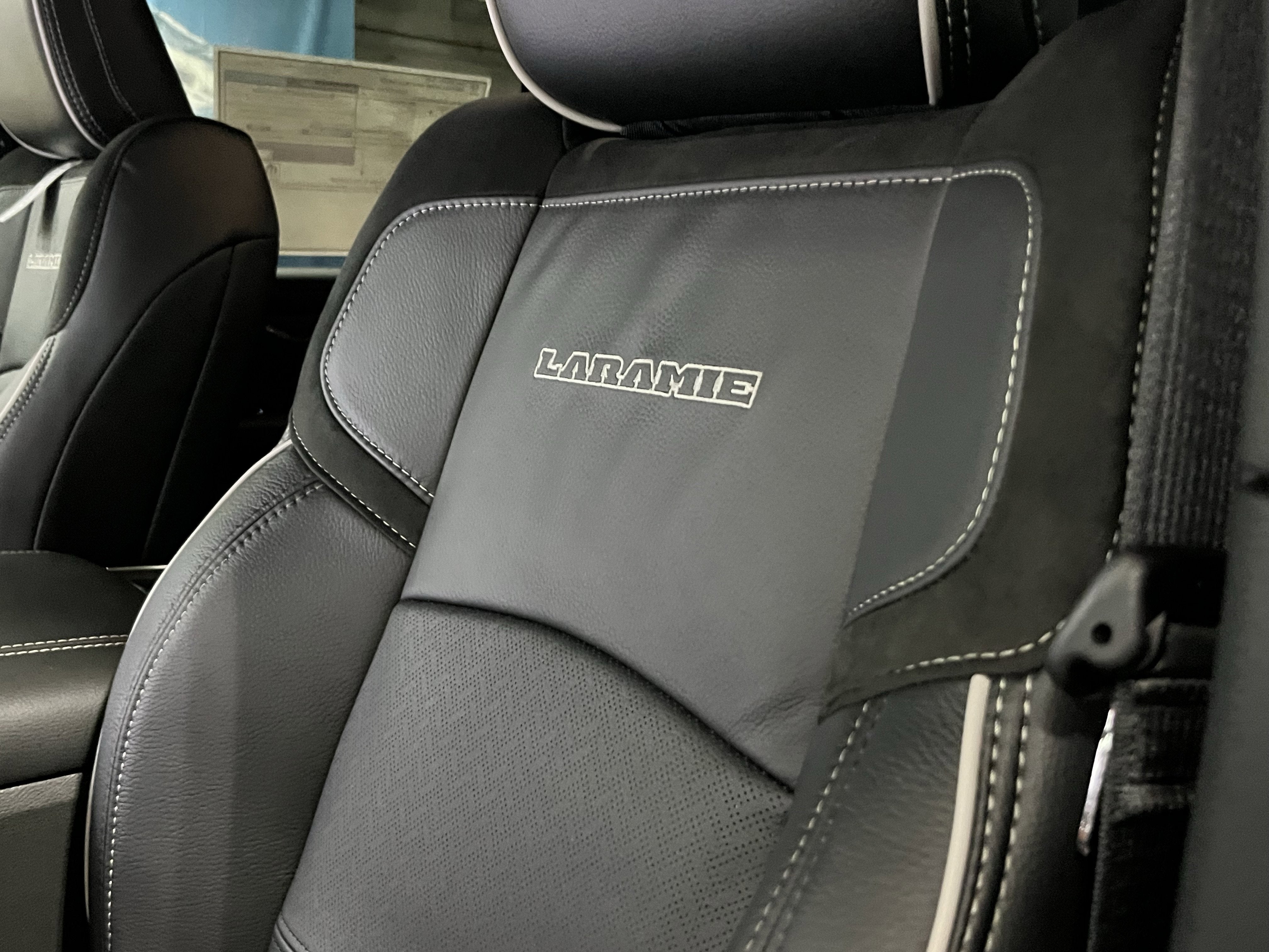 2026 RAM Ram 2500 RAM 2500 LARAMIE MEGA CAB 4X4 6'4' BOX