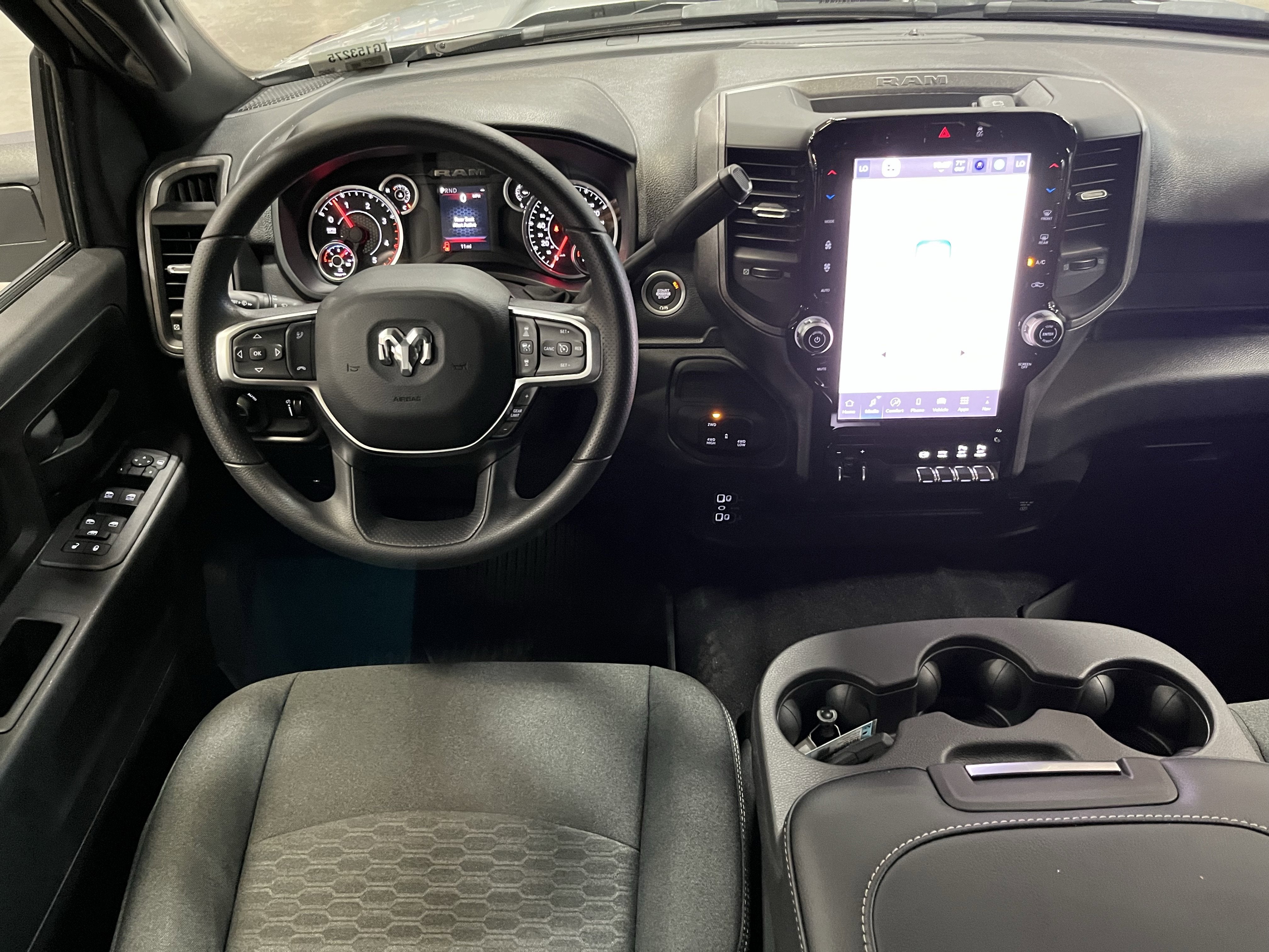 2026 RAM Ram 3500 RAM 3500 TRADESMAN CREW CAB 4X4 8' BOX