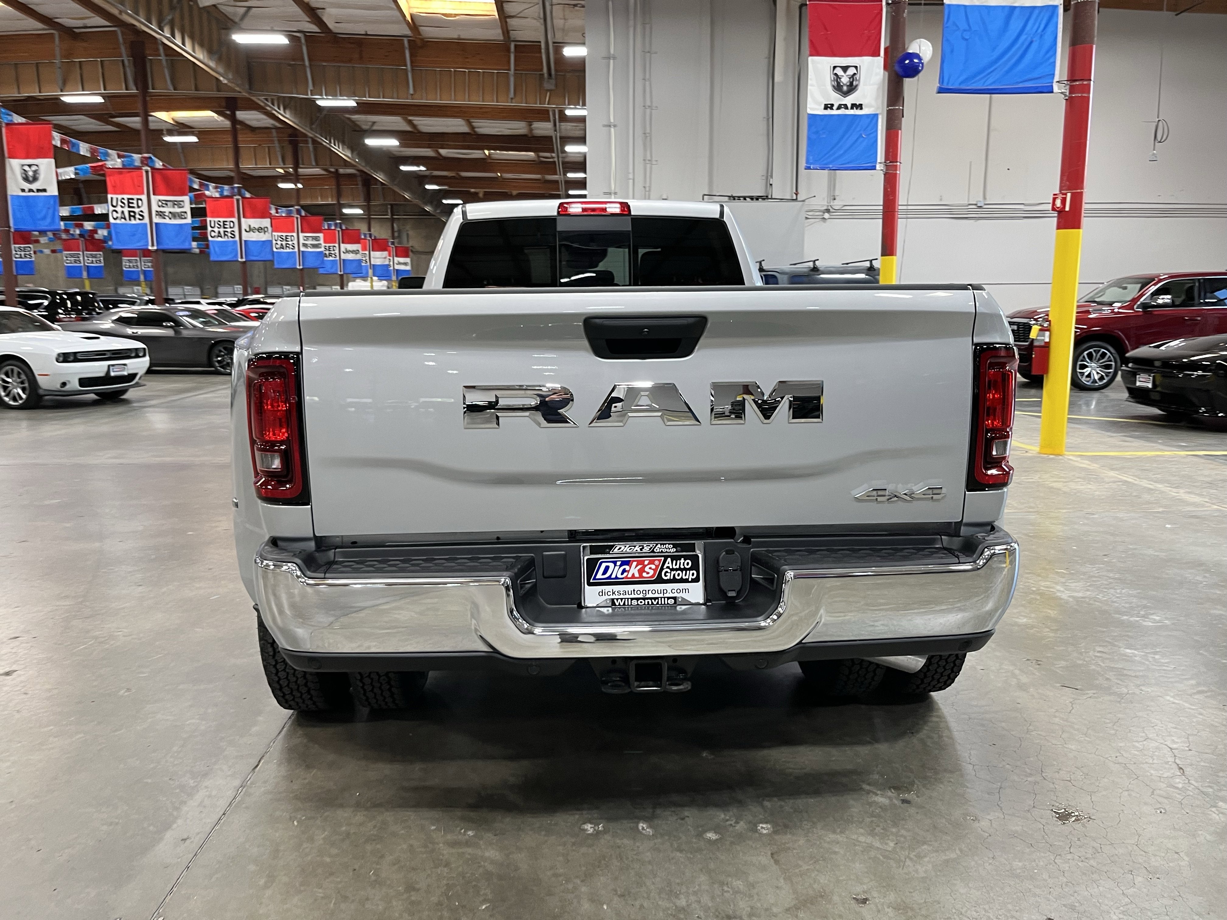 2026 RAM Ram 3500 RAM 3500 TRADESMAN CREW CAB 4X4 8' BOX