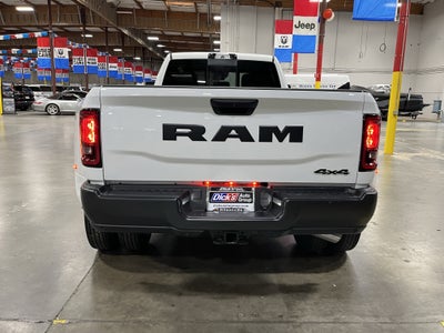 2026 RAM Ram 3500 RAM 3500 TRADESMAN CREW CAB 4X4 8' BOX