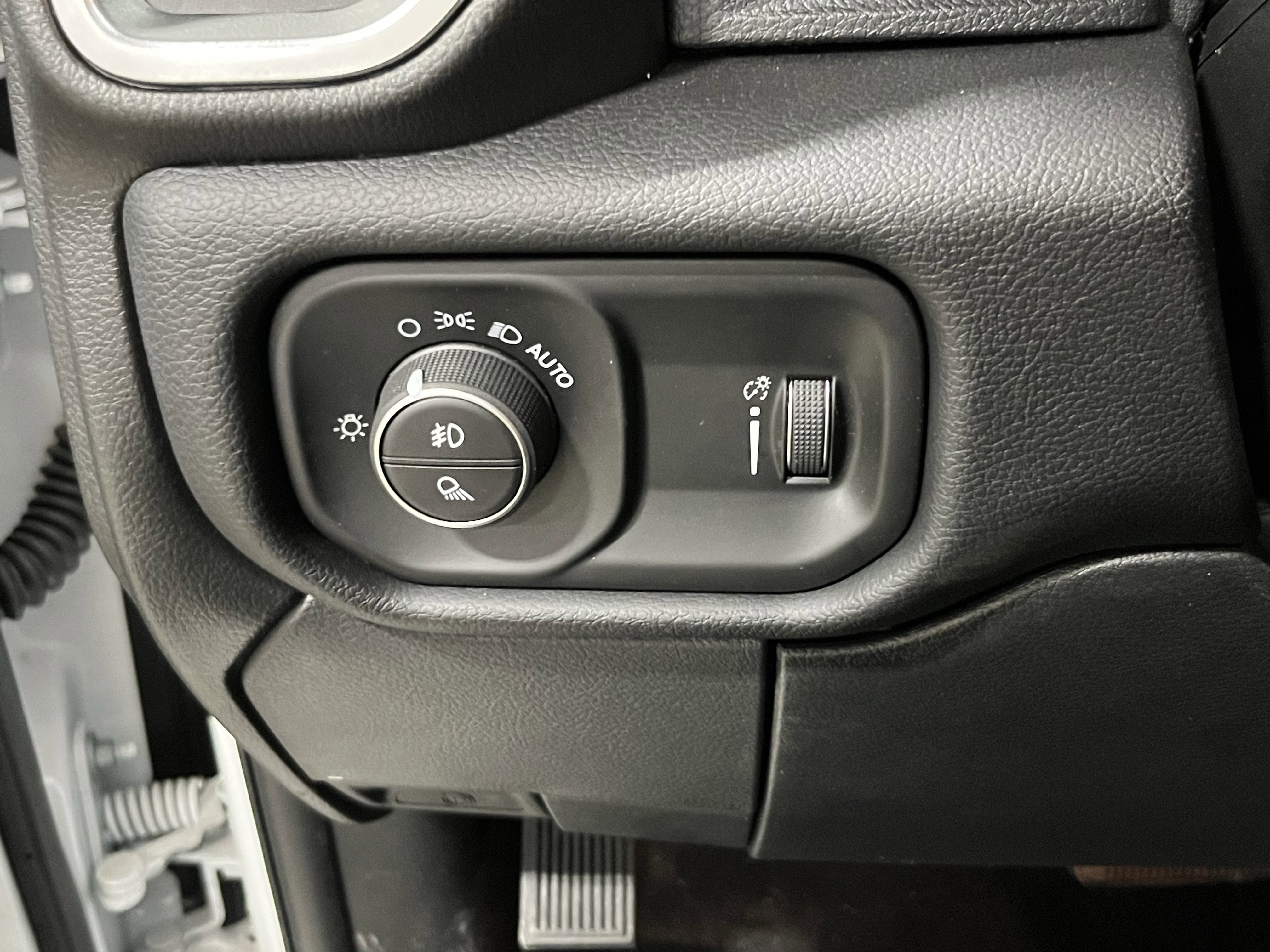 2026 RAM Ram 3500 RAM 3500 BIG HORN CREW CAB 4X4 8' BOX