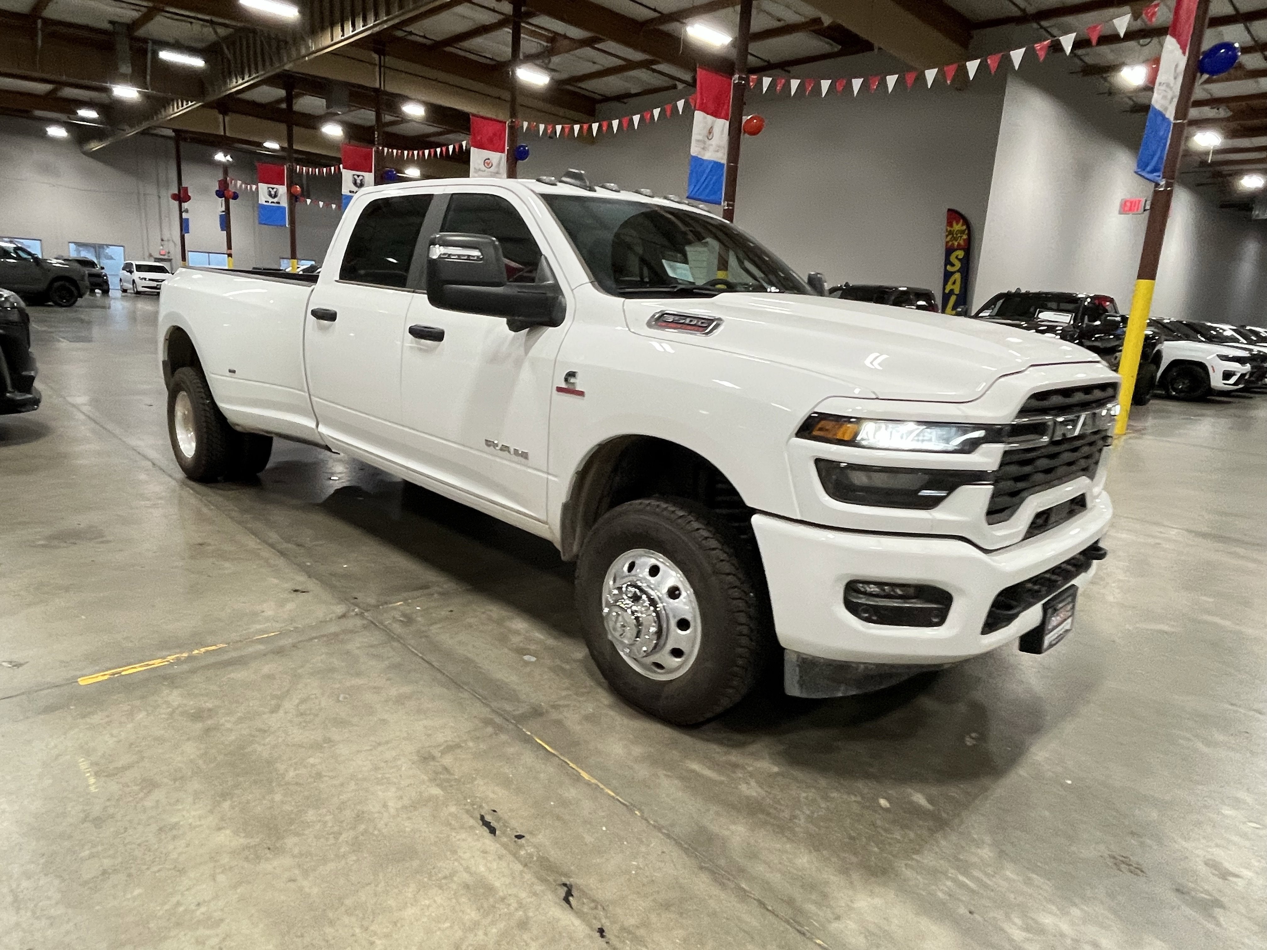 2026 RAM Ram 3500 RAM 3500 BIG HORN CREW CAB 4X4 8' BOX