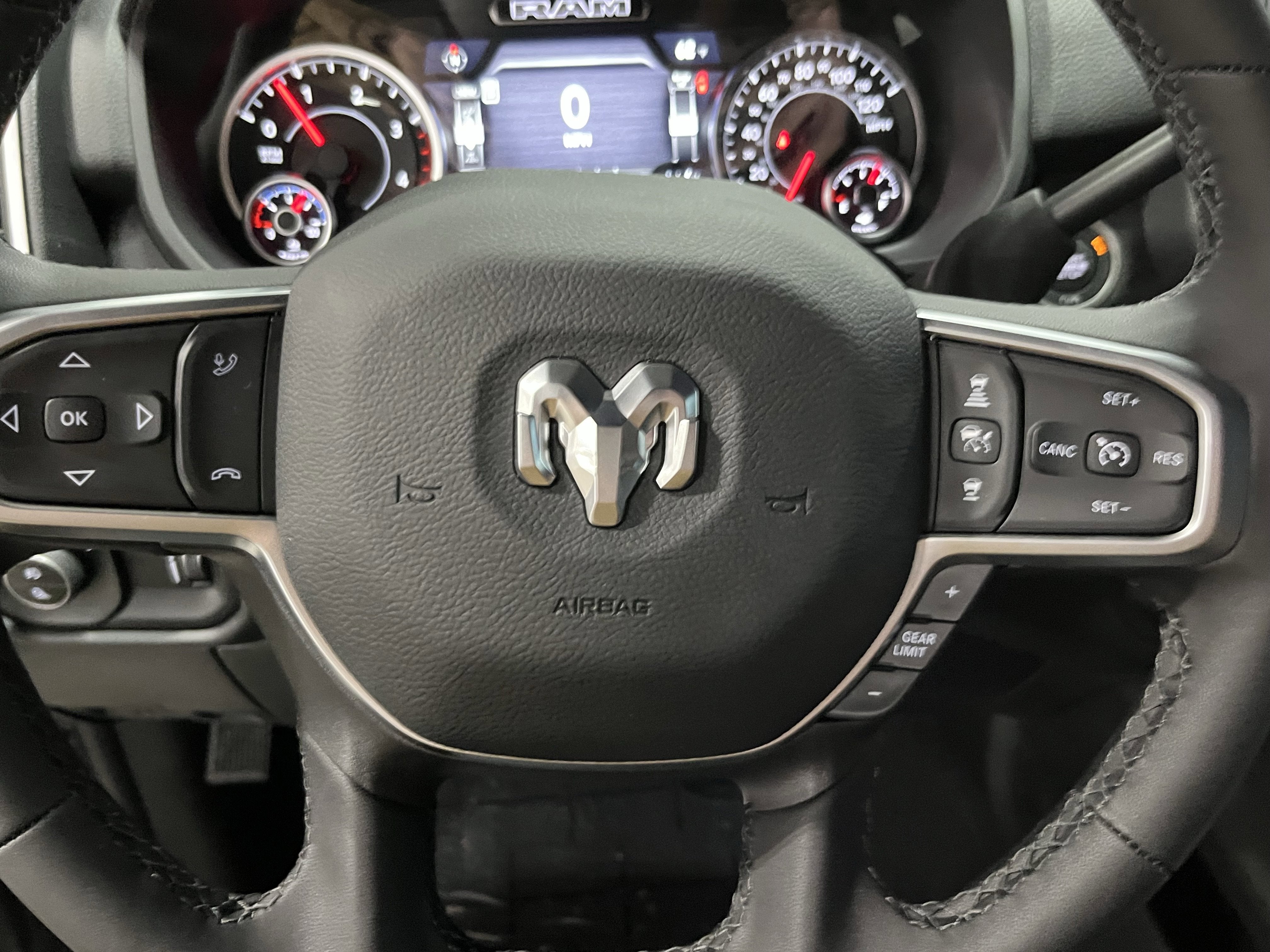 2026 RAM Ram 3500 RAM 3500 BIG HORN CREW CAB 4X4 8' BOX