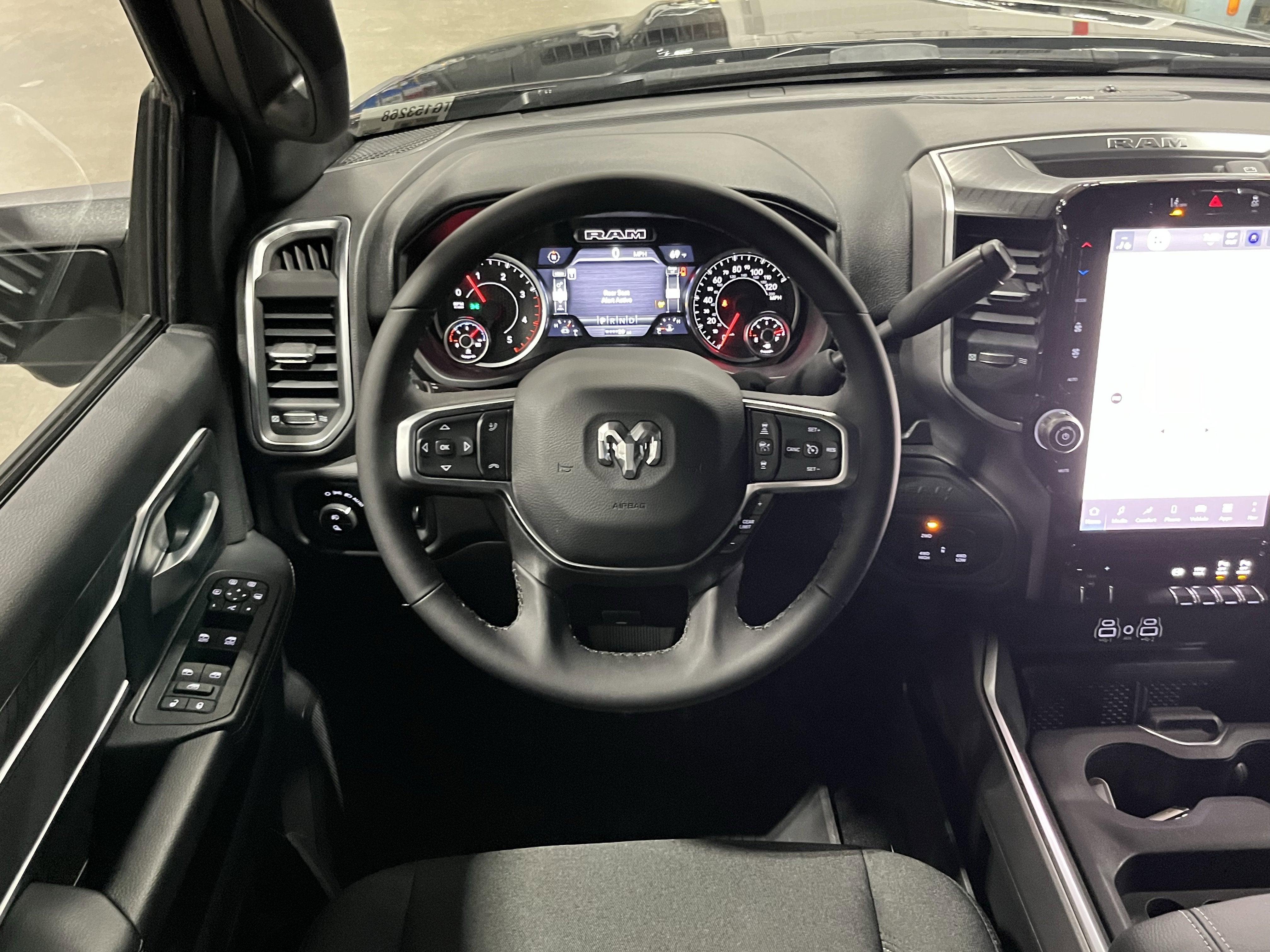 2026 RAM Ram 3500 RAM 3500 BIG HORN CREW CAB 4X4 8' BOX