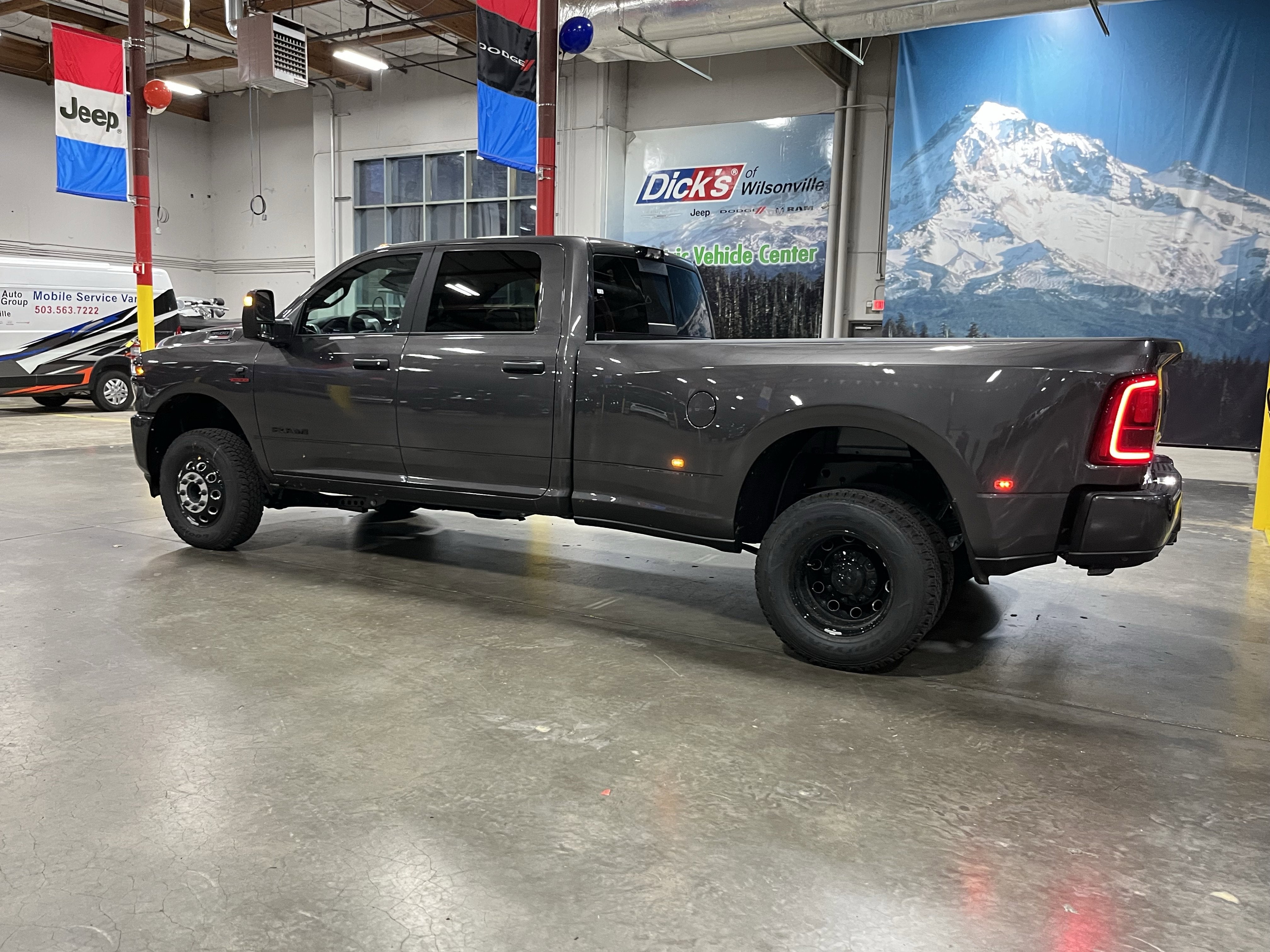 2026 RAM Ram 3500 RAM 3500 BIG HORN CREW CAB 4X4 8' BOX