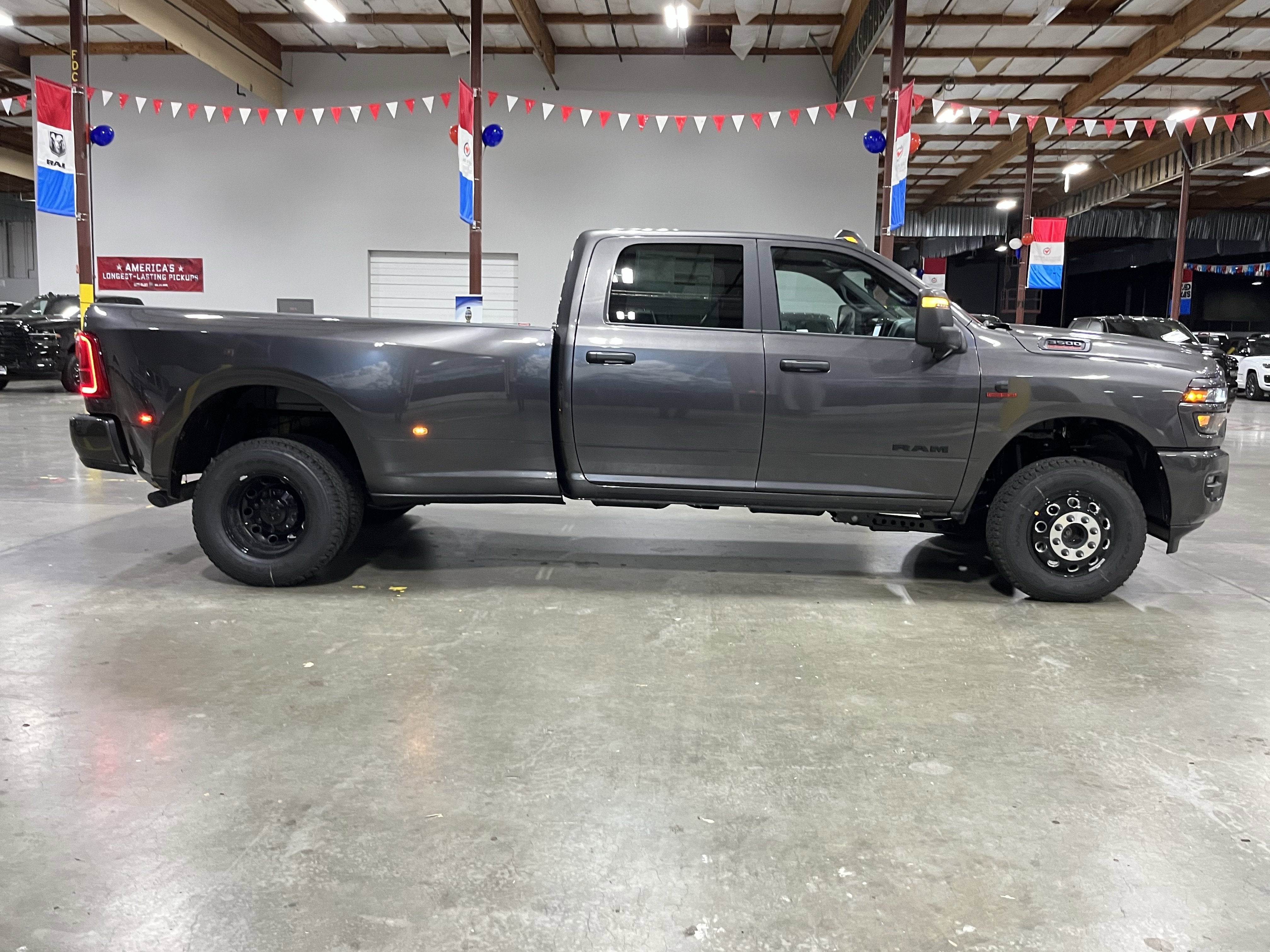 2026 RAM Ram 3500 RAM 3500 BIG HORN CREW CAB 4X4 8' BOX