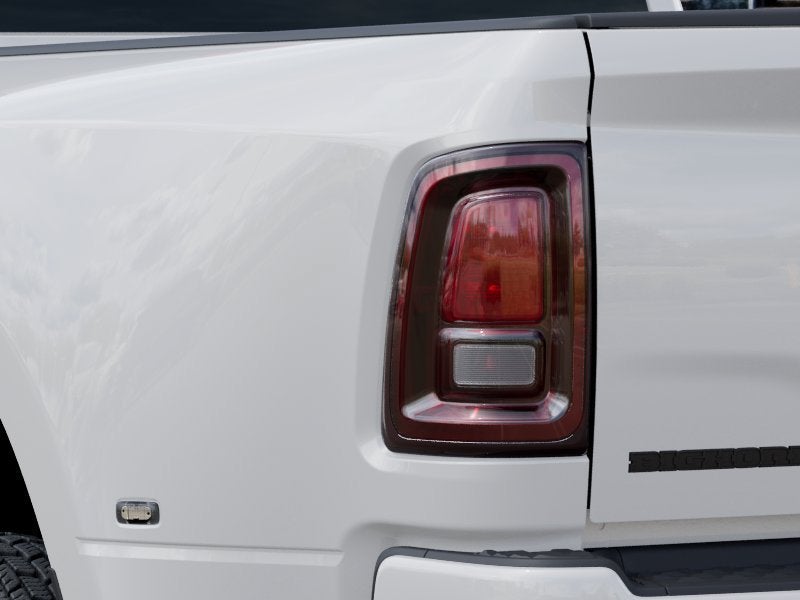 2027 RAM Ram 3500 RAM 3500 BIG HORN CREW CAB 4X4 8' BOX
