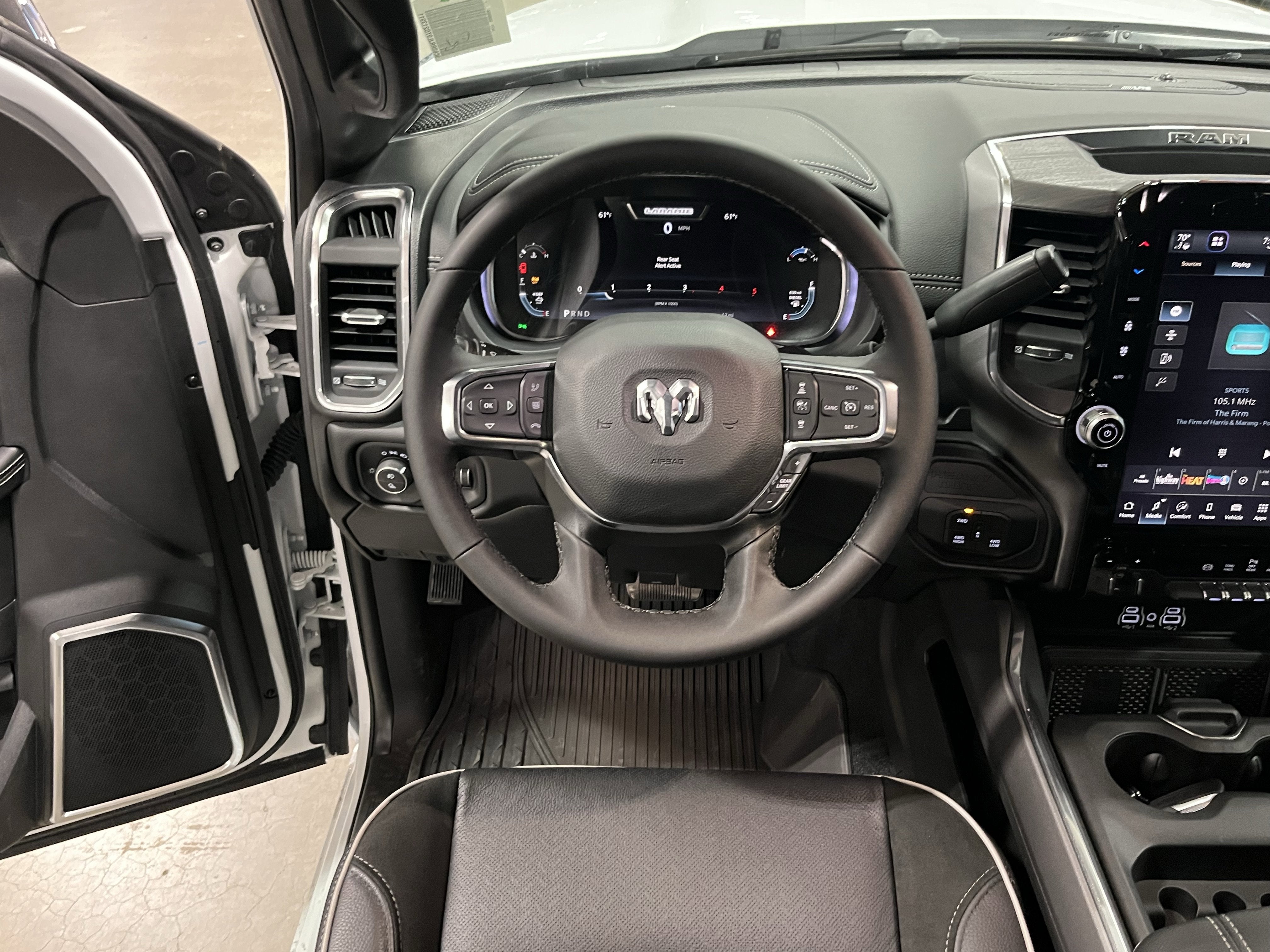 2026 RAM Ram 3500 RAM 3500 LARAMIE CREW CAB 4X4 8' BOX