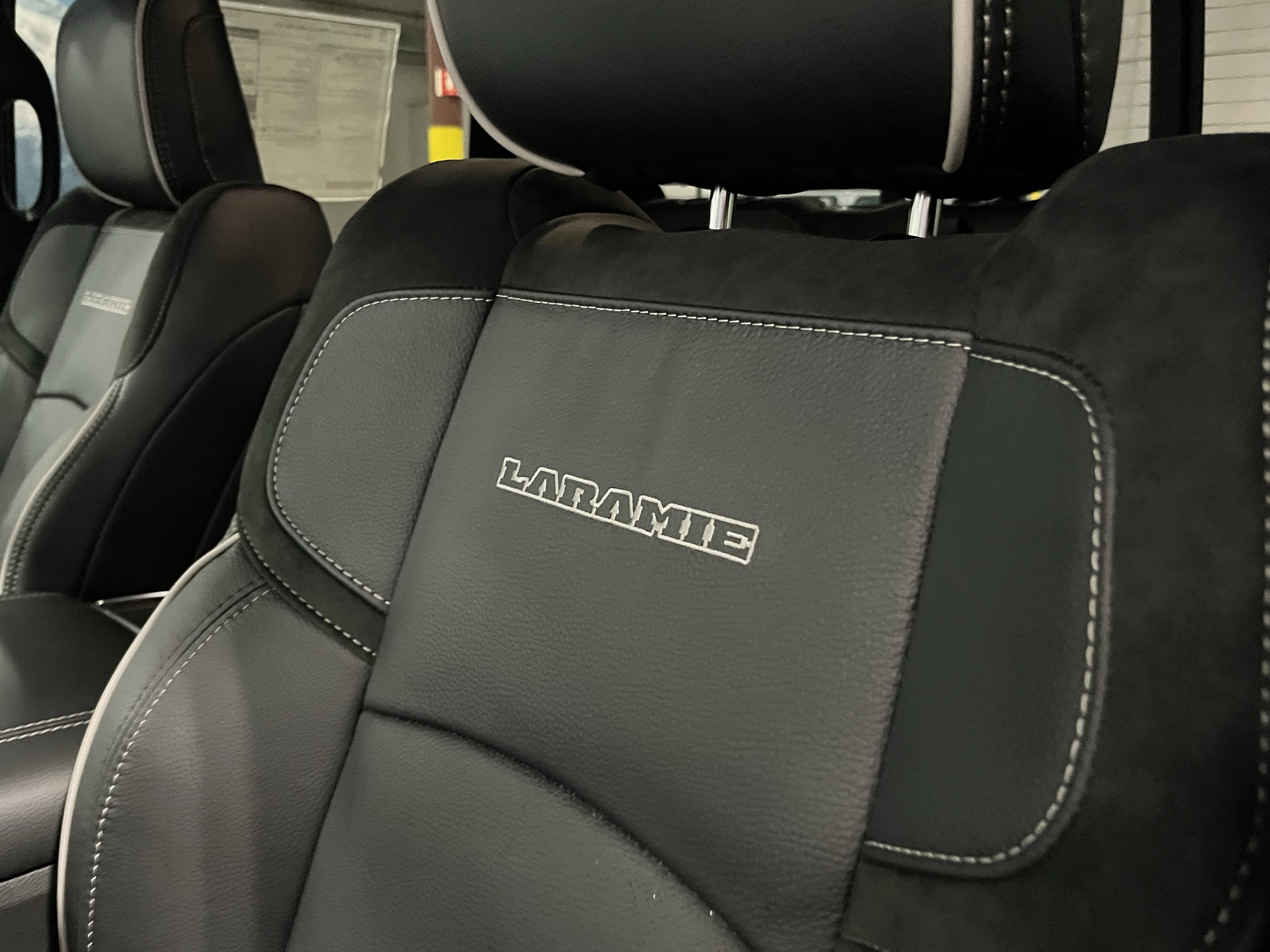 2026 RAM Ram 3500 RAM 3500 LARAMIE CREW CAB 4X4 8' BOX