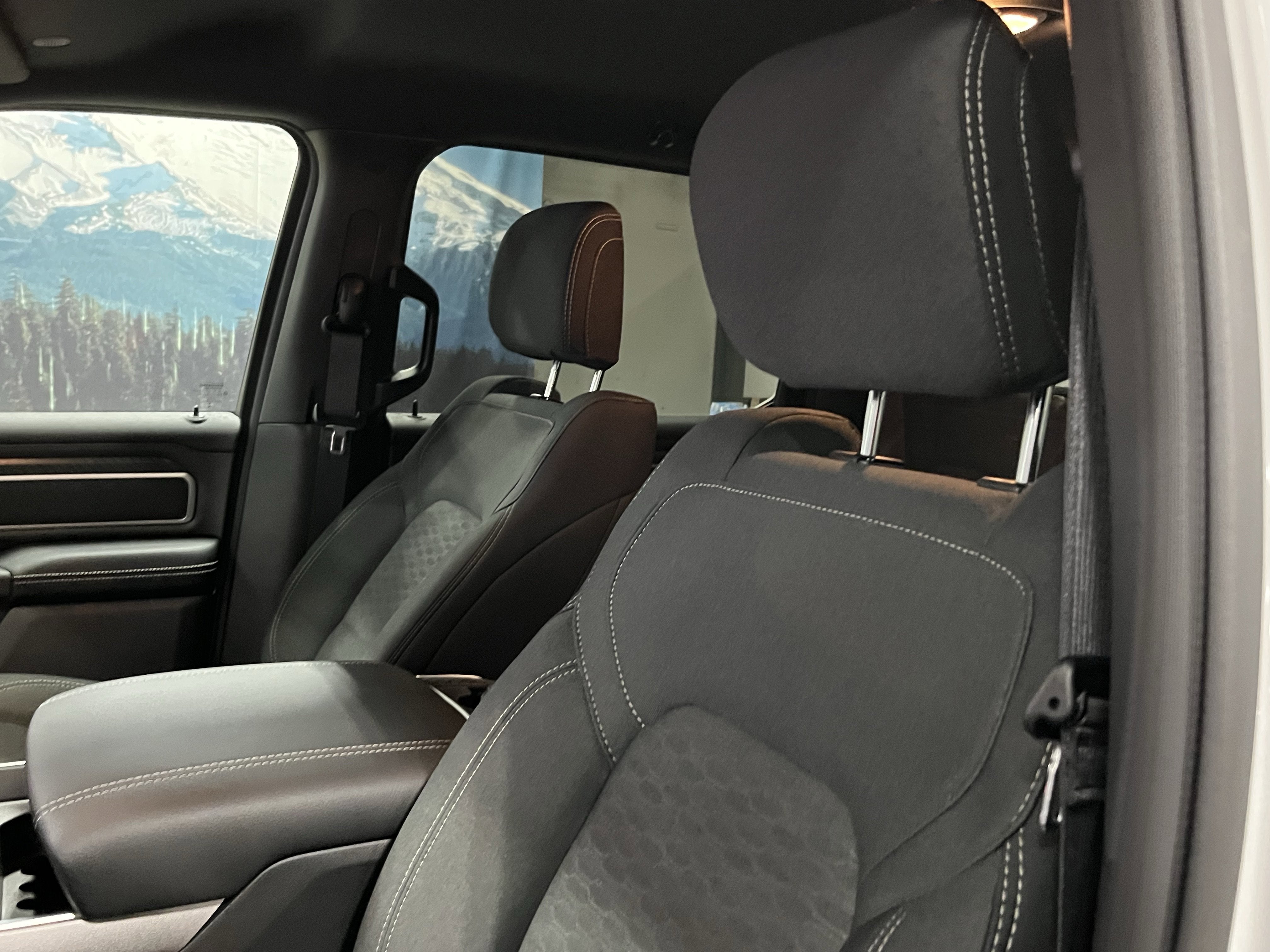 2025 RAM Ram 1500 RAM 1500 BIG HORN CREW CAB 4X4 5'7' BOX