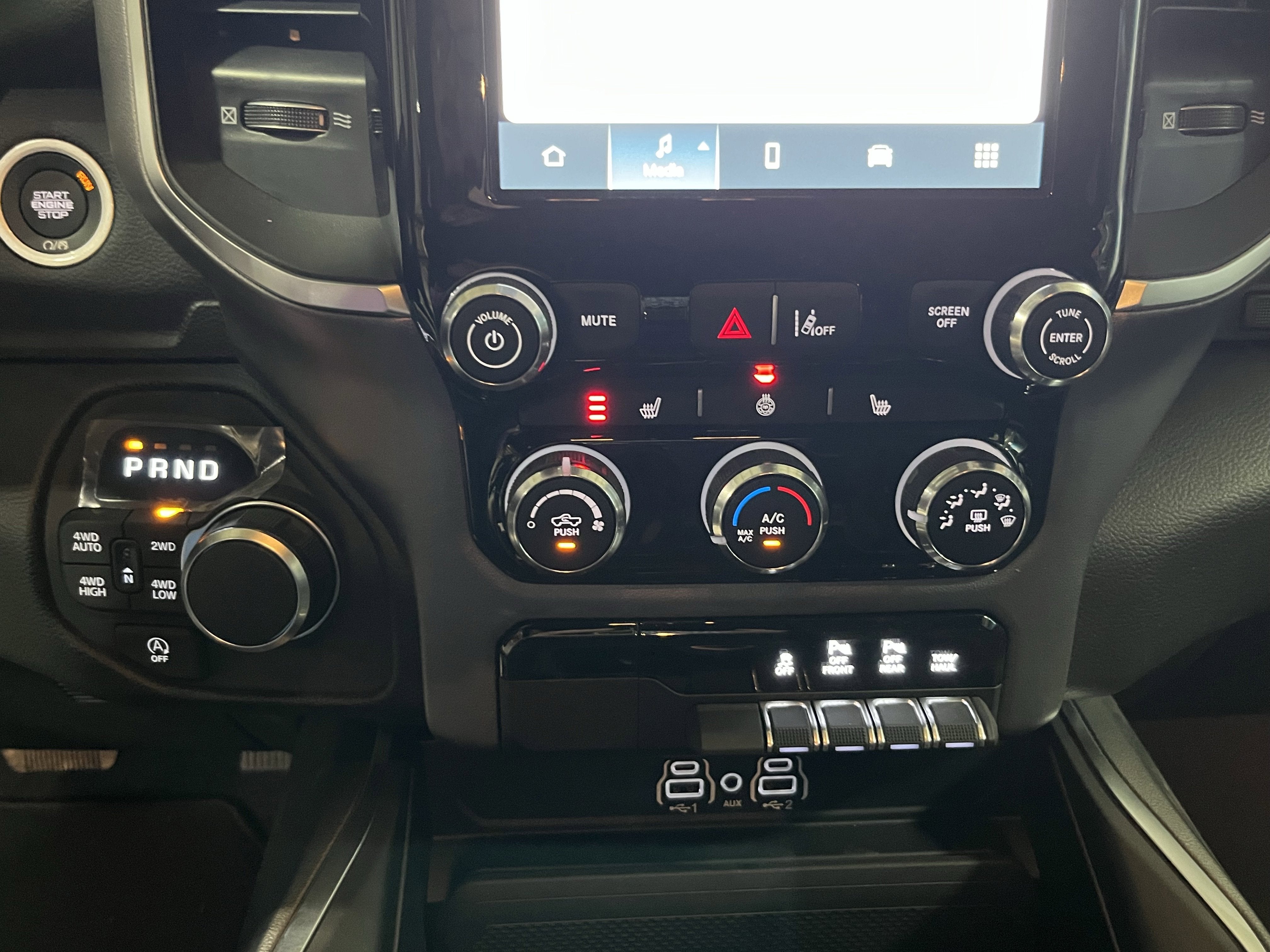 2025 RAM Ram 1500 RAM 1500 BIG HORN CREW CAB 4X4 5'7' BOX