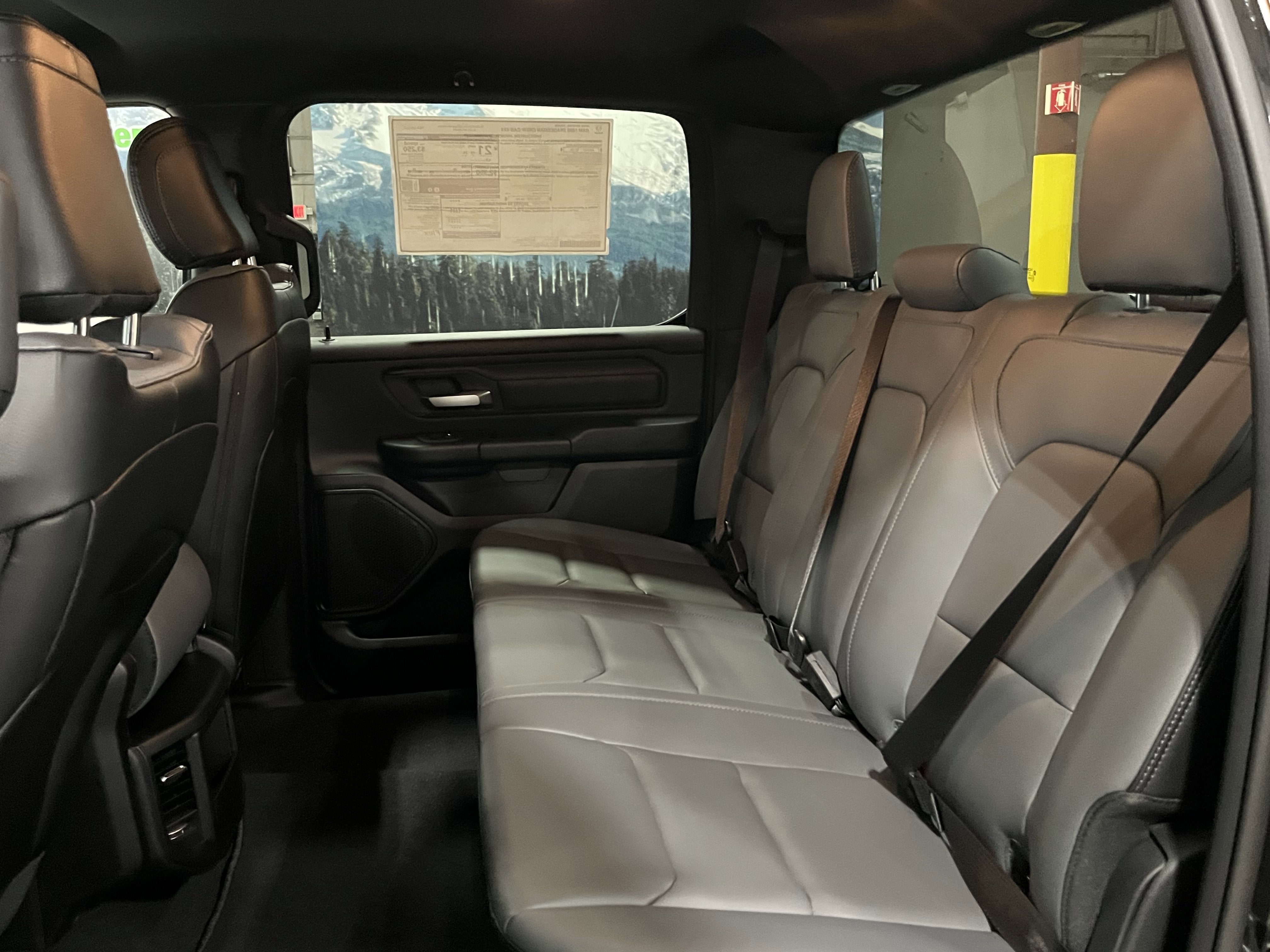 2026 RAM Ram 1500 RAM 1500 TRADESMAN CREW CAB 4X4 5'7' BOX