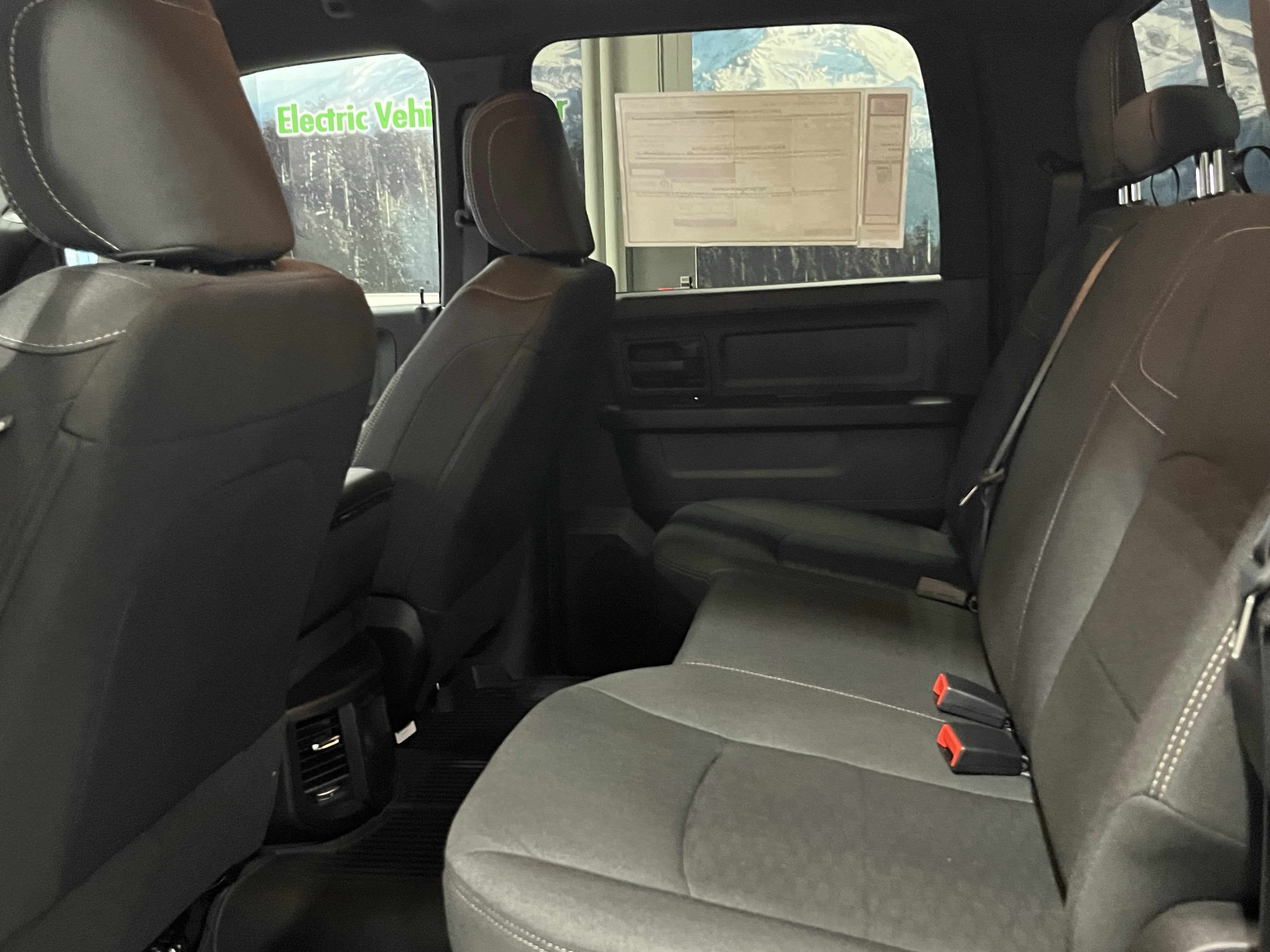 2026 RAM Ram 2500 RAM 2500 TRADESMAN CREW CAB 4X4 6'4' BOX