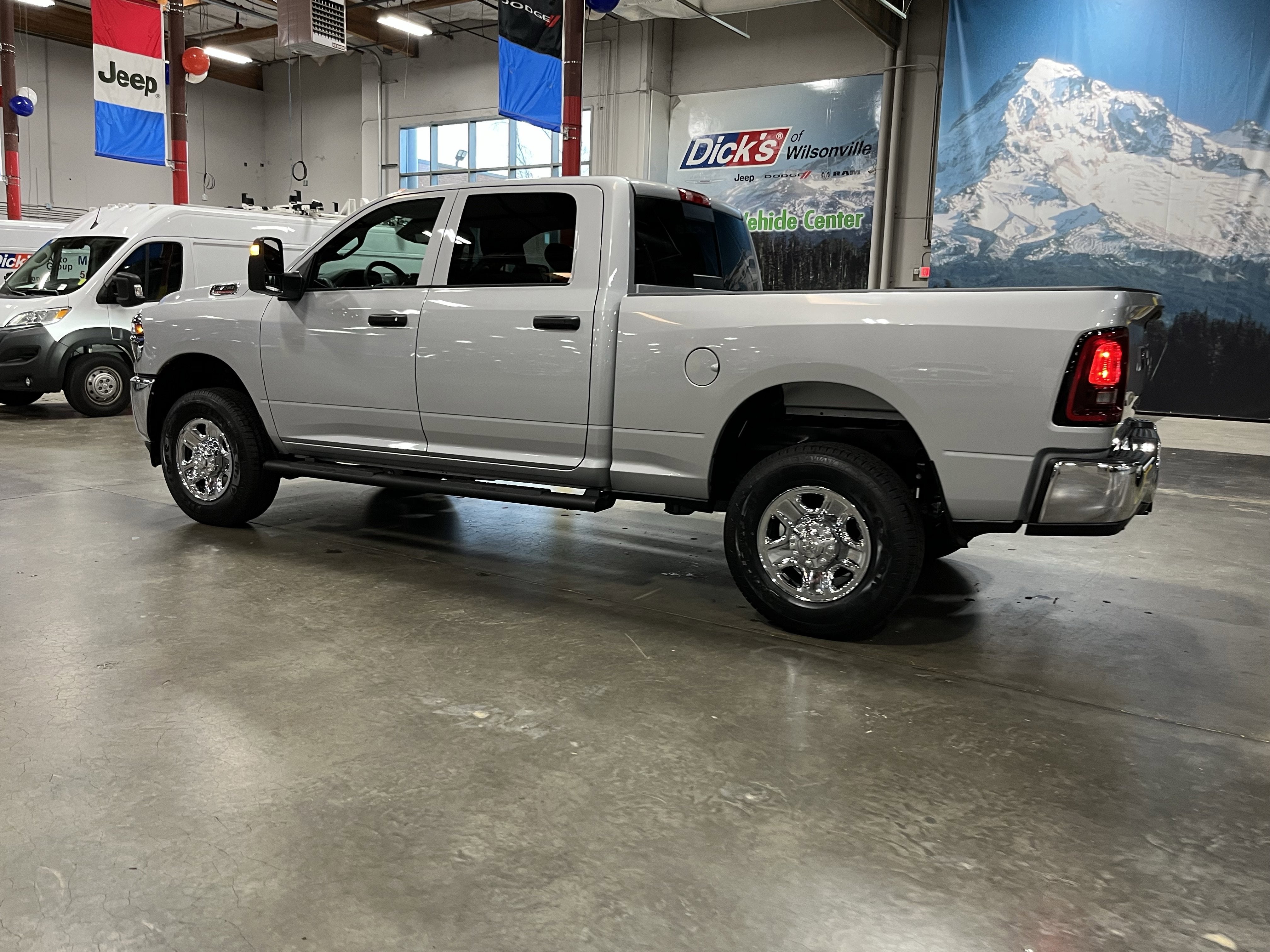 2026 RAM Ram 2500 RAM 2500 TRADESMAN CREW CAB 4X4 6'4' BOX