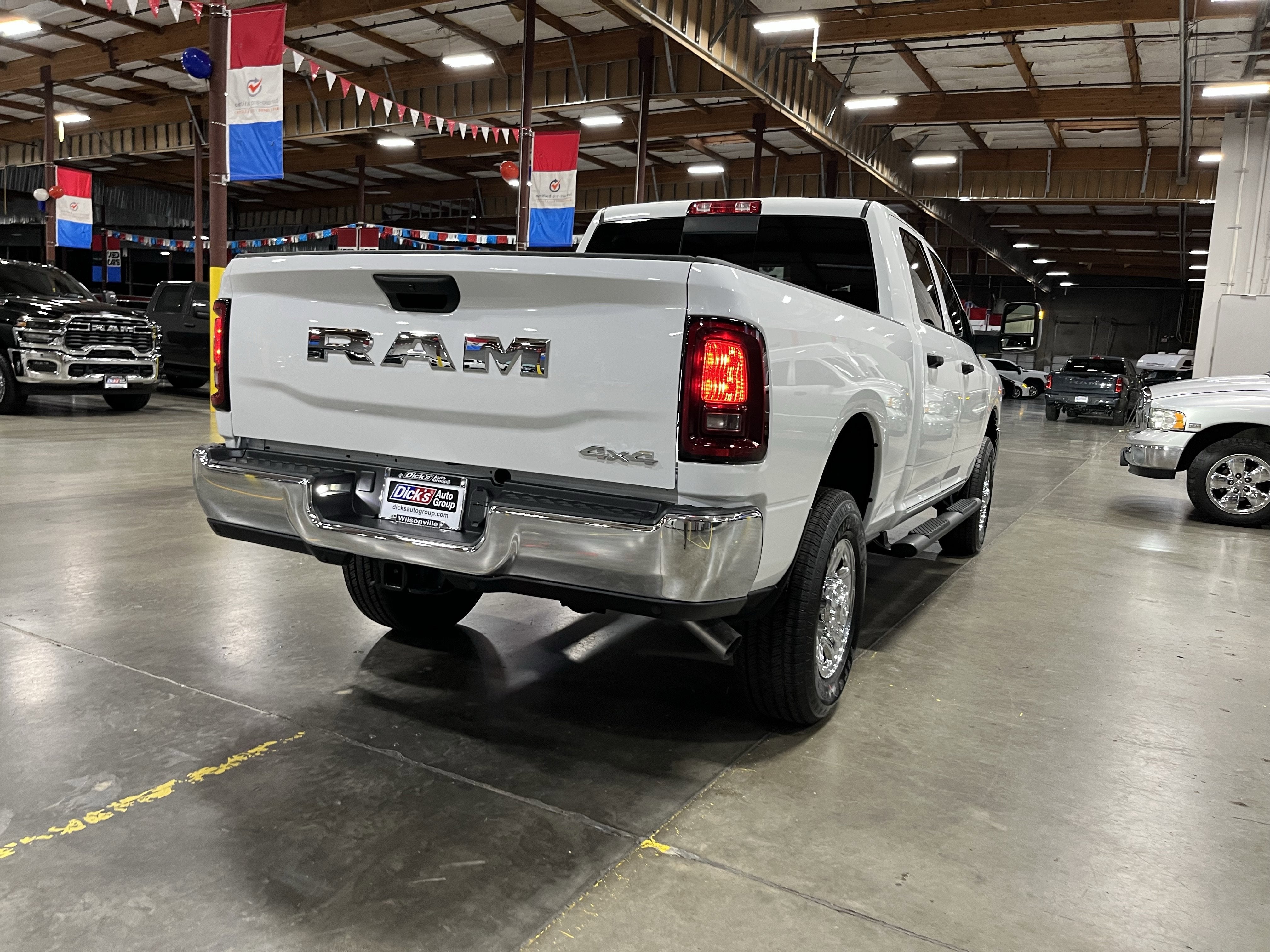 2026 RAM Ram 2500 RAM 2500 TRADESMAN CREW CAB 4X4 6'4' BOX