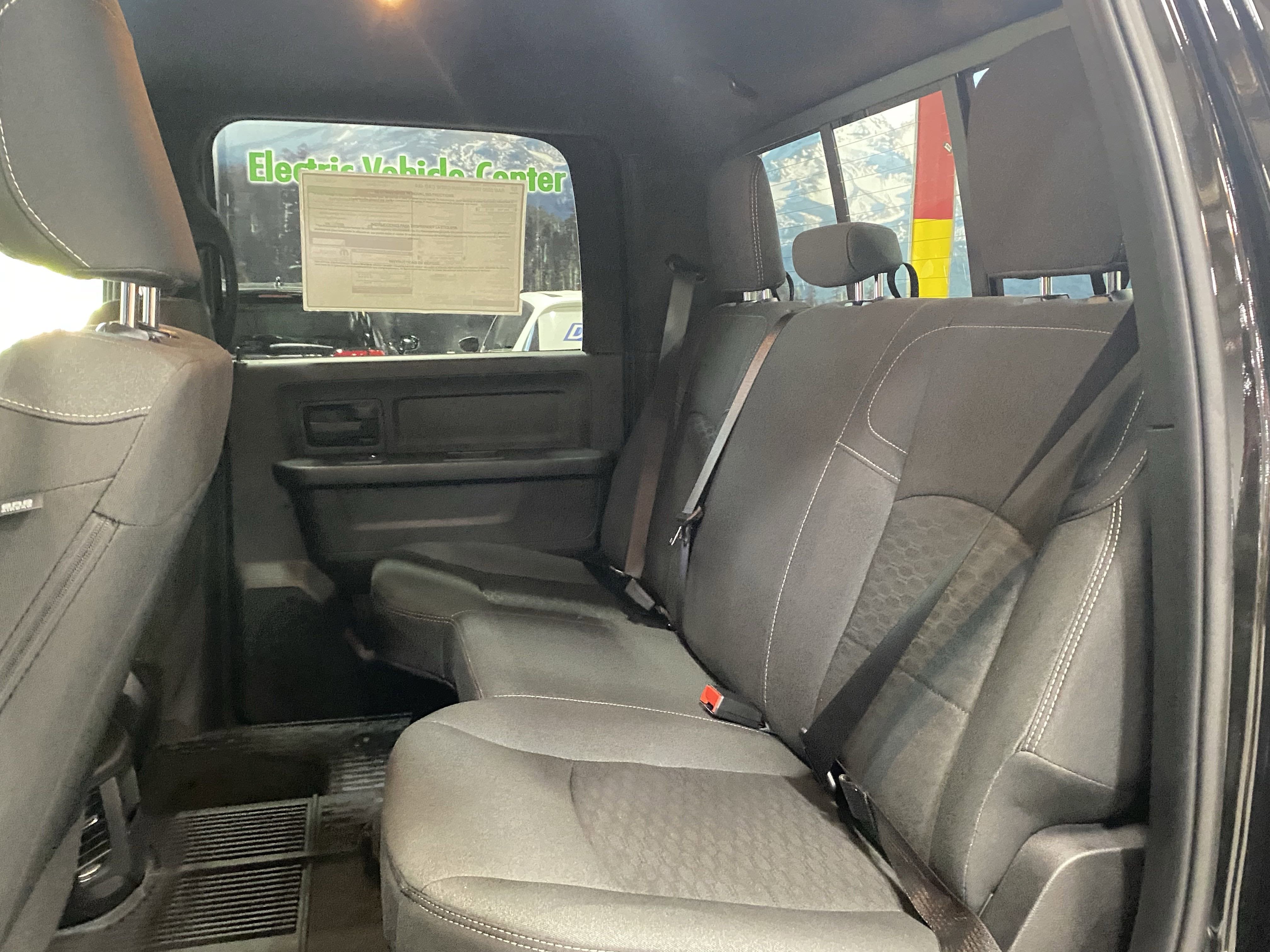 2025 RAM Ram 2500 RAM 2500 TRADESMAN CREW CAB 4X4 6'4' BOX
