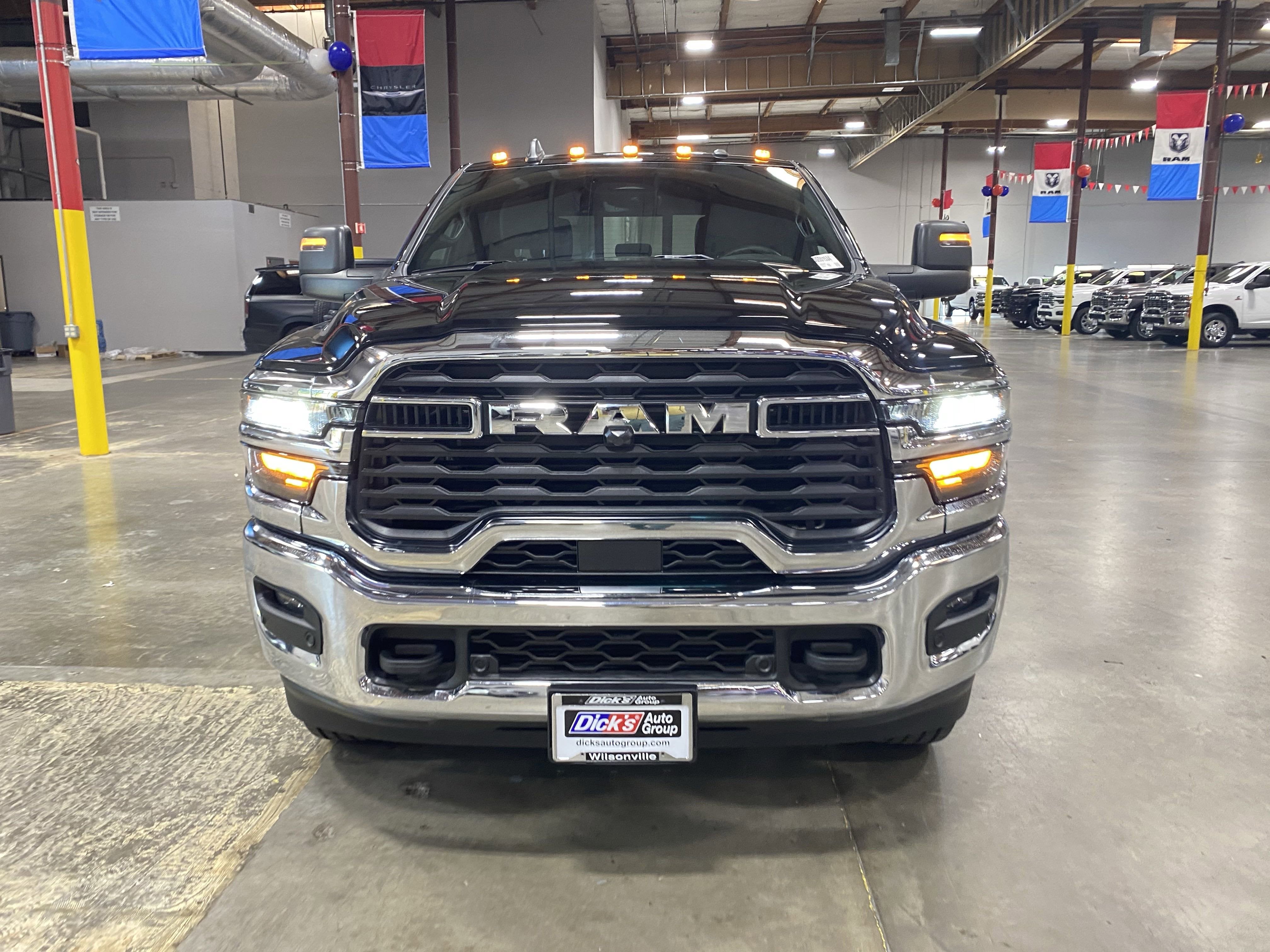2025 RAM Ram 2500 RAM 2500 TRADESMAN CREW CAB 4X4 6'4' BOX