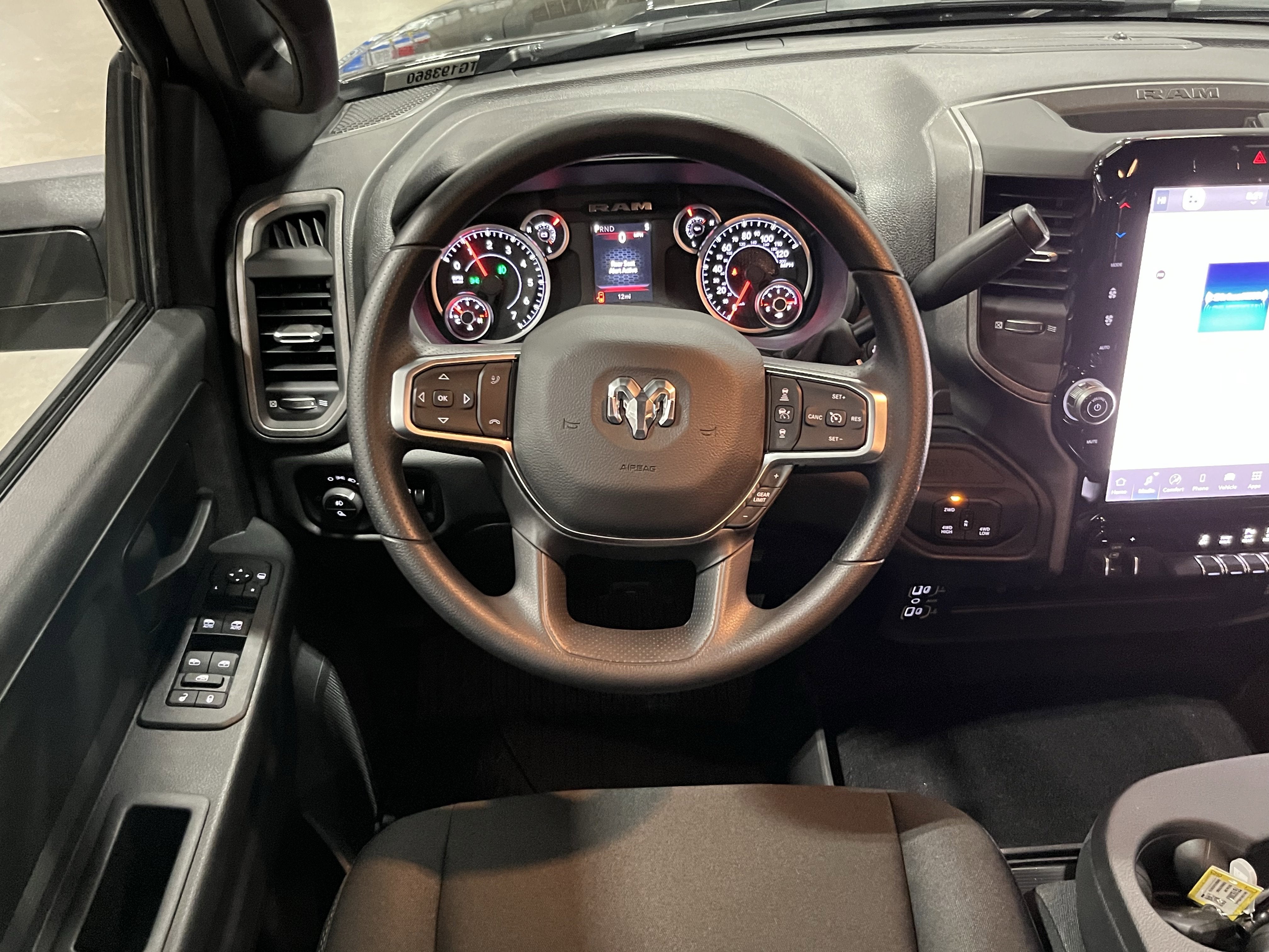 2026 RAM Ram 2500 RAM 2500 TRADESMAN CREW CAB 4X4 8' BOX