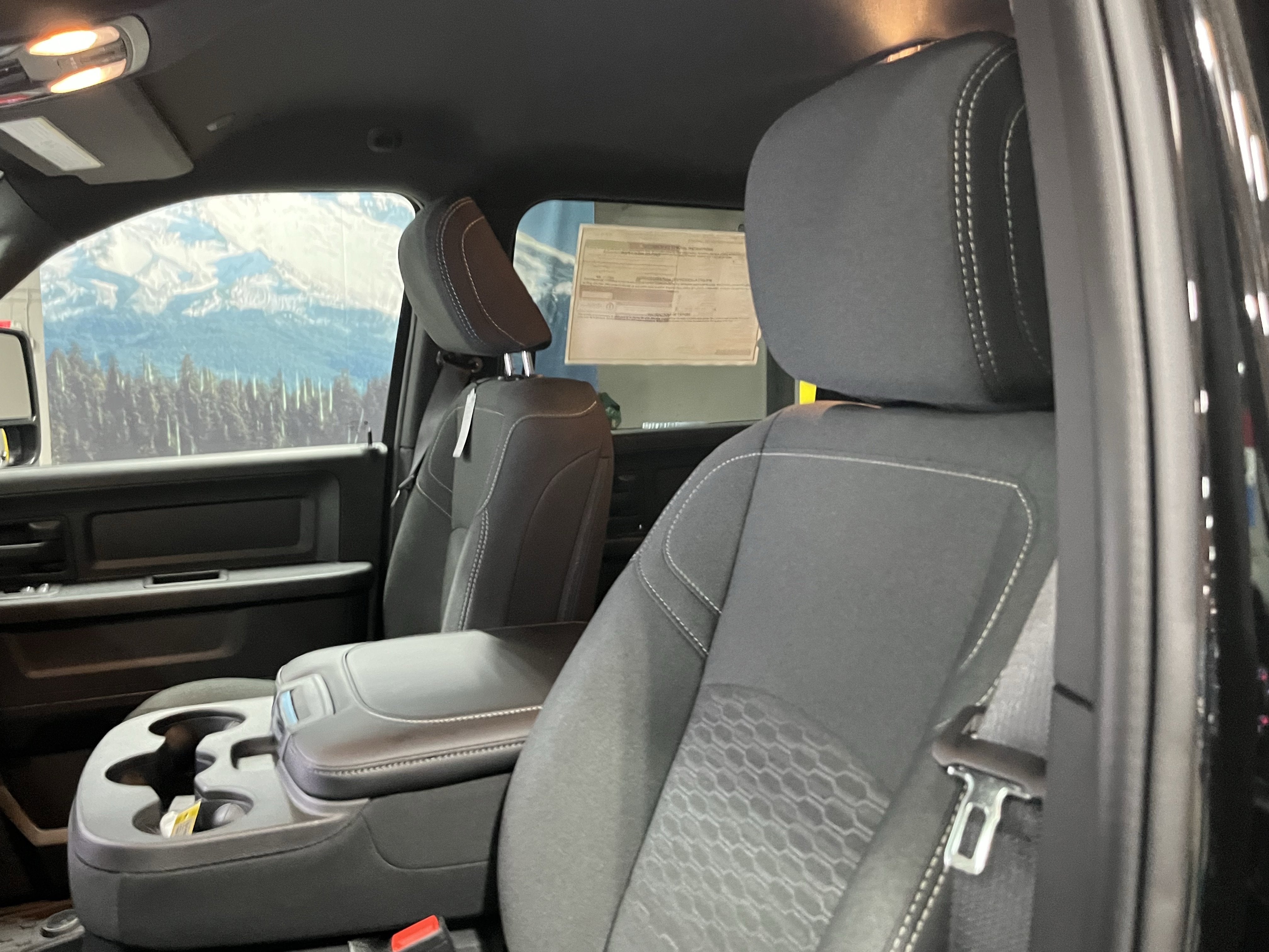 2026 RAM Ram 2500 RAM 2500 TRADESMAN CREW CAB 4X4 8' BOX