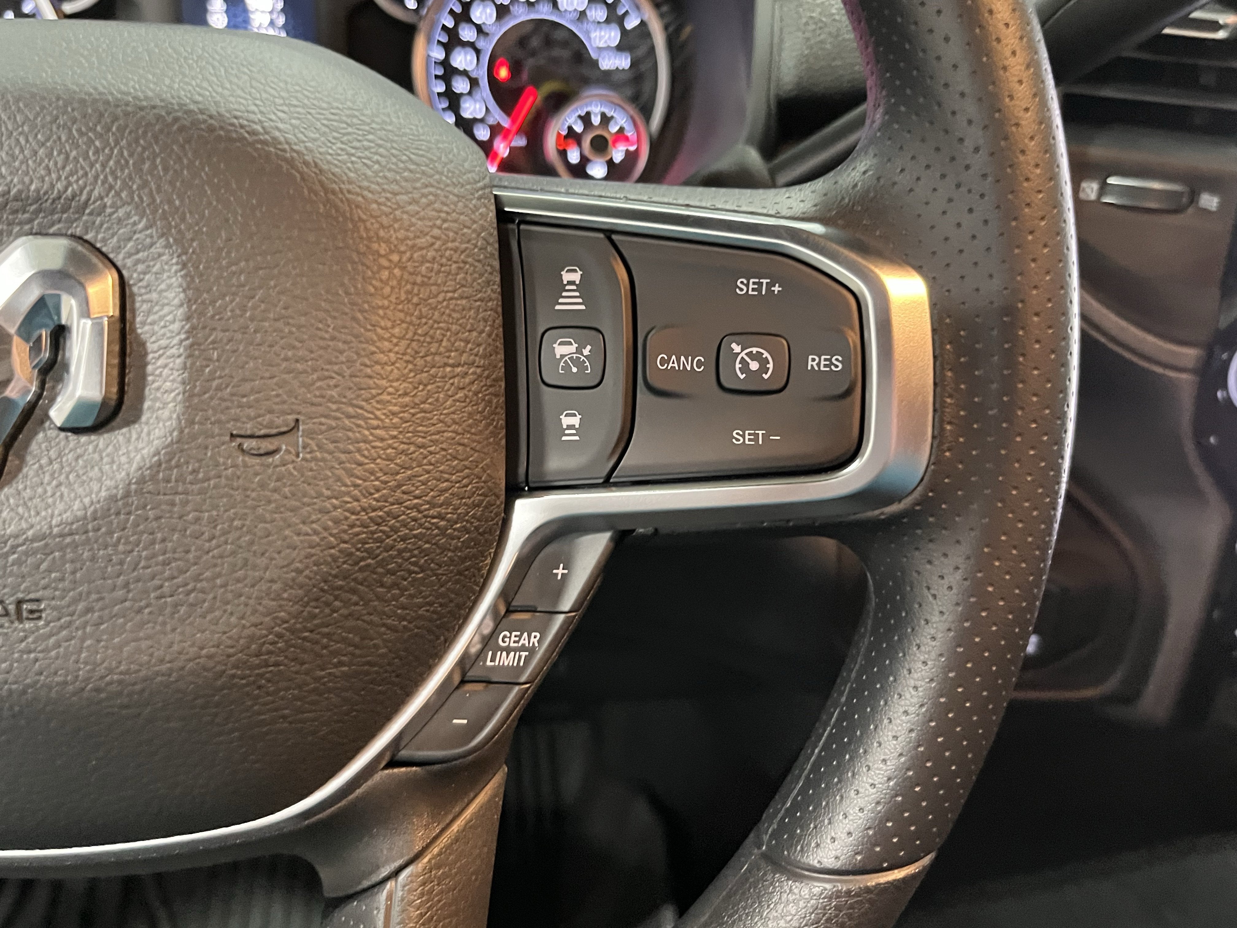 2026 RAM Ram 2500 RAM 2500 TRADESMAN CREW CAB 4X4 8' BOX