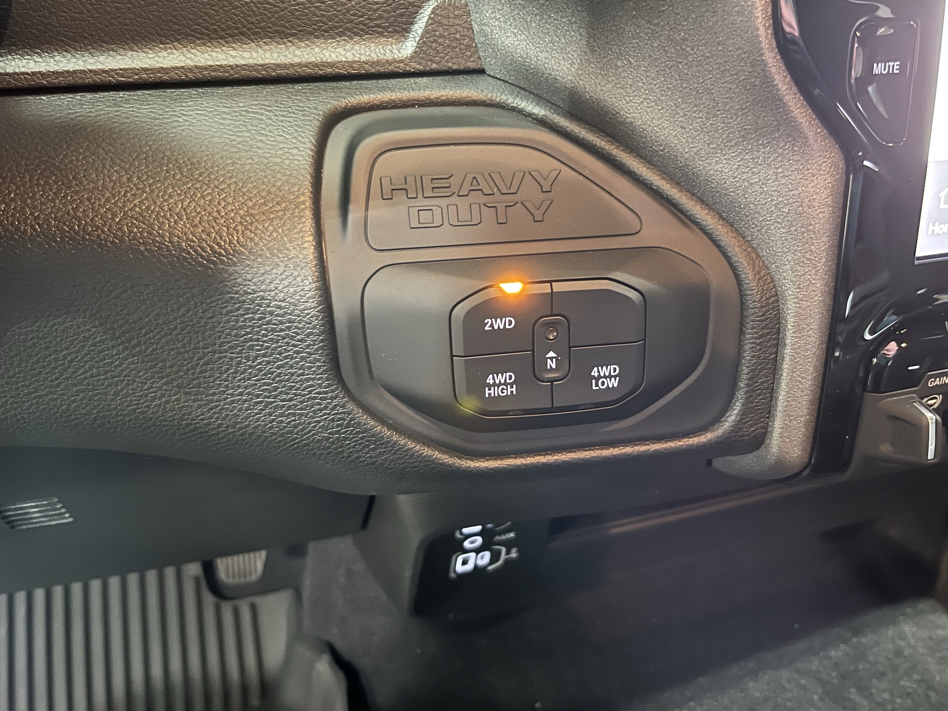 2026 RAM Ram 2500 RAM 2500 TRADESMAN CREW CAB 4X4 8' BOX