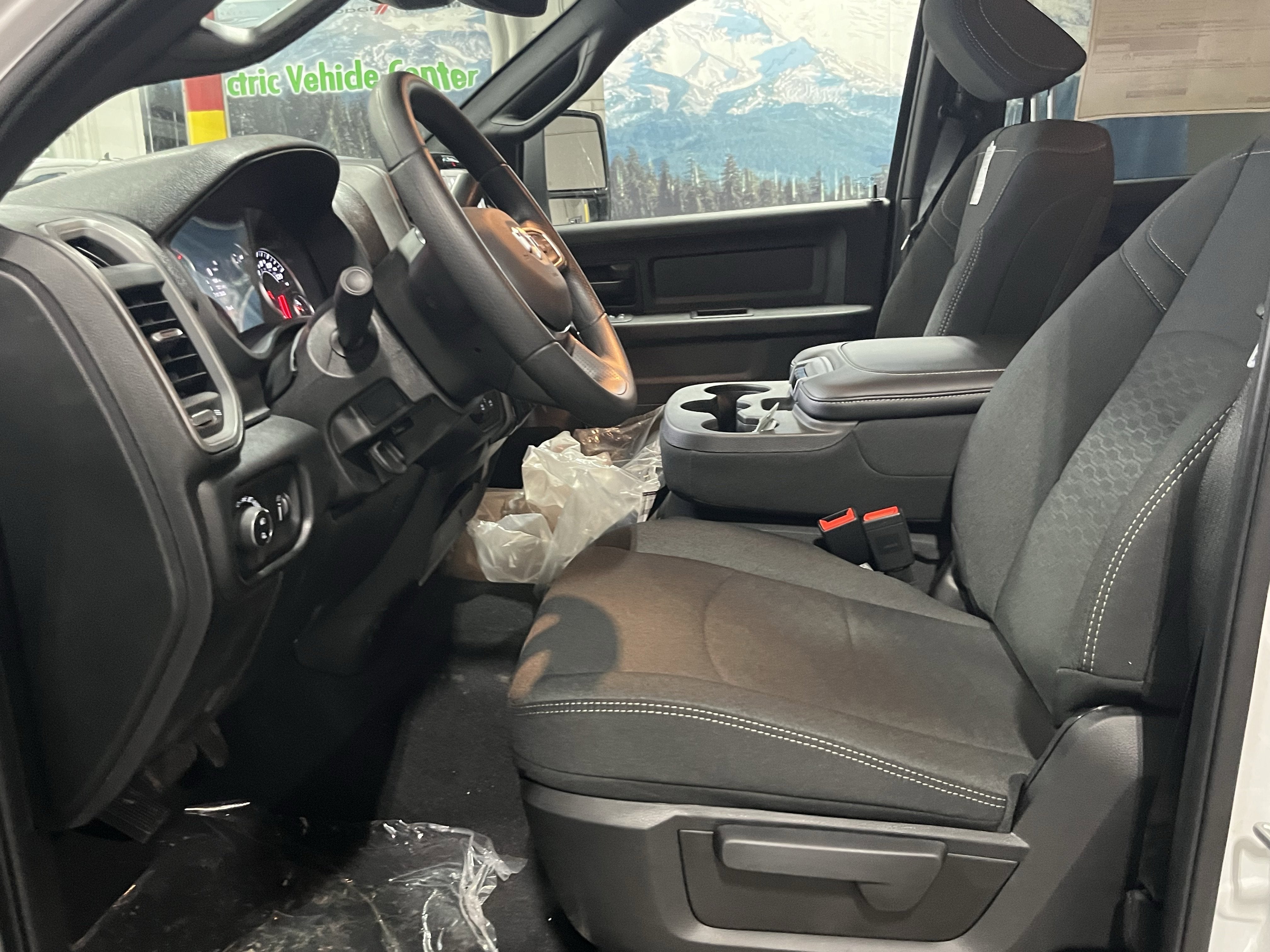 2026 RAM Ram 2500 RAM 2500 TRADESMAN CREW CAB 4X4 8' BOX