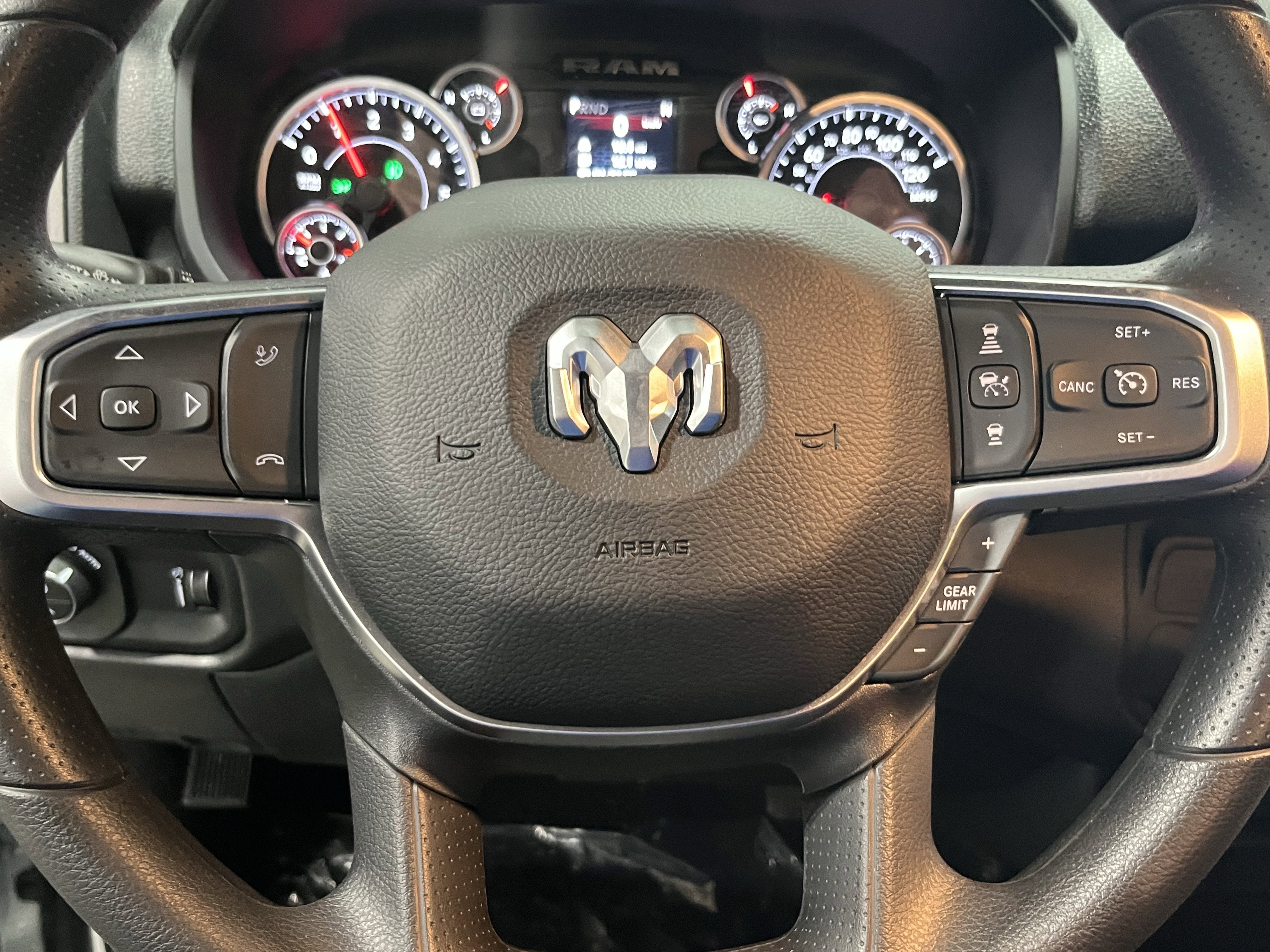 2026 RAM Ram 2500 RAM 2500 TRADESMAN CREW CAB 4X4 8' BOX