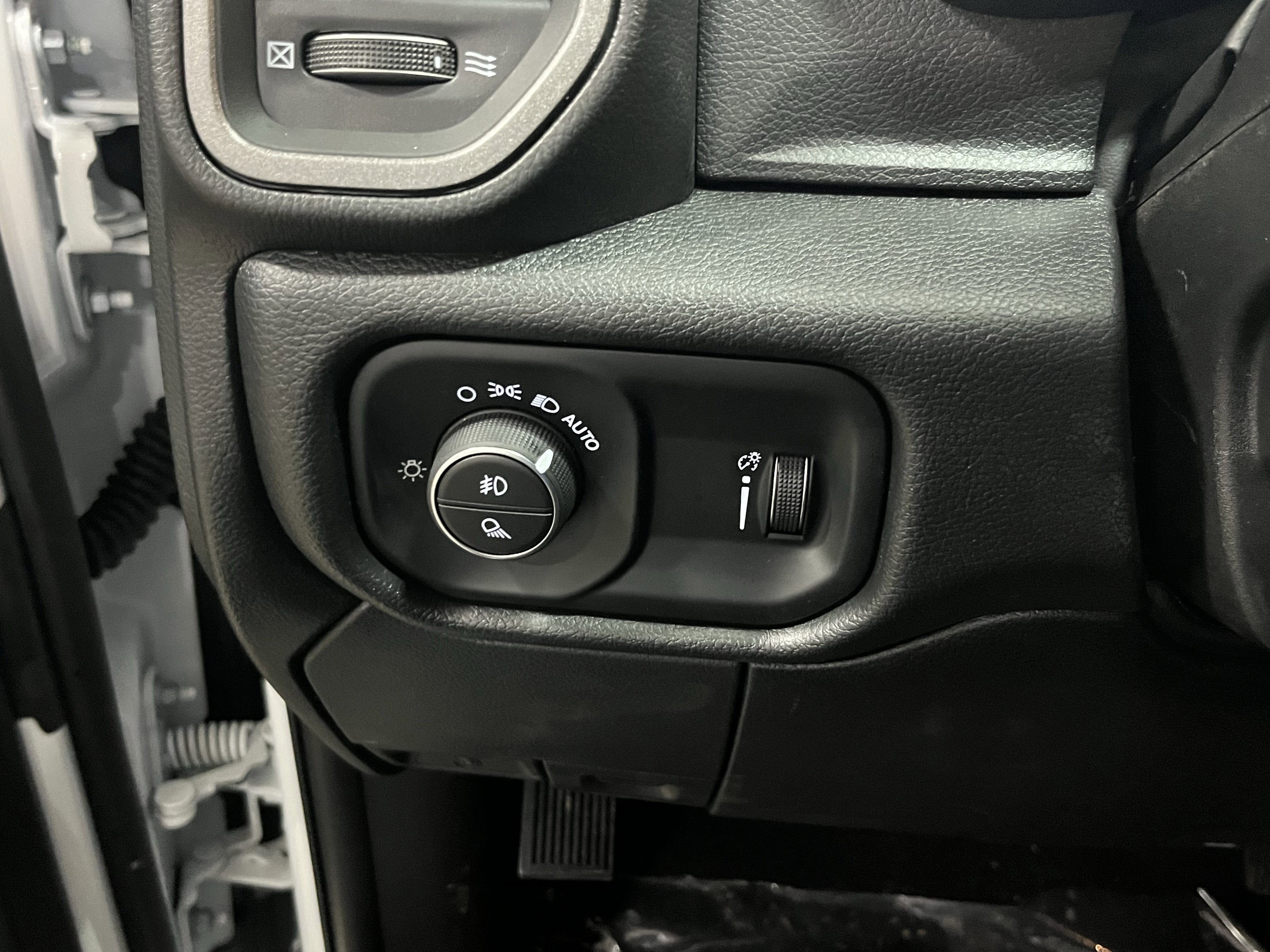 2026 RAM Ram 2500 RAM 2500 TRADESMAN CREW CAB 4X4 8' BOX