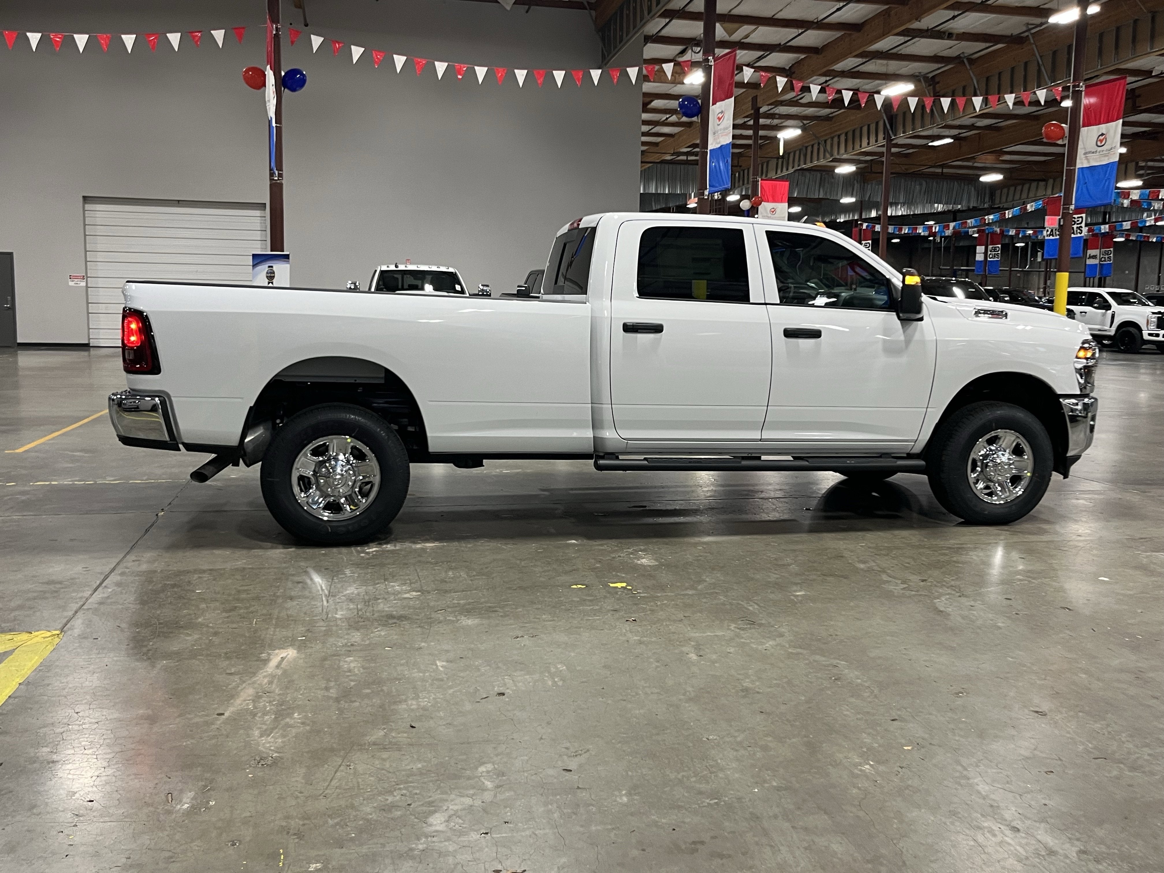 2026 RAM Ram 2500 RAM 2500 TRADESMAN CREW CAB 4X4 8' BOX
