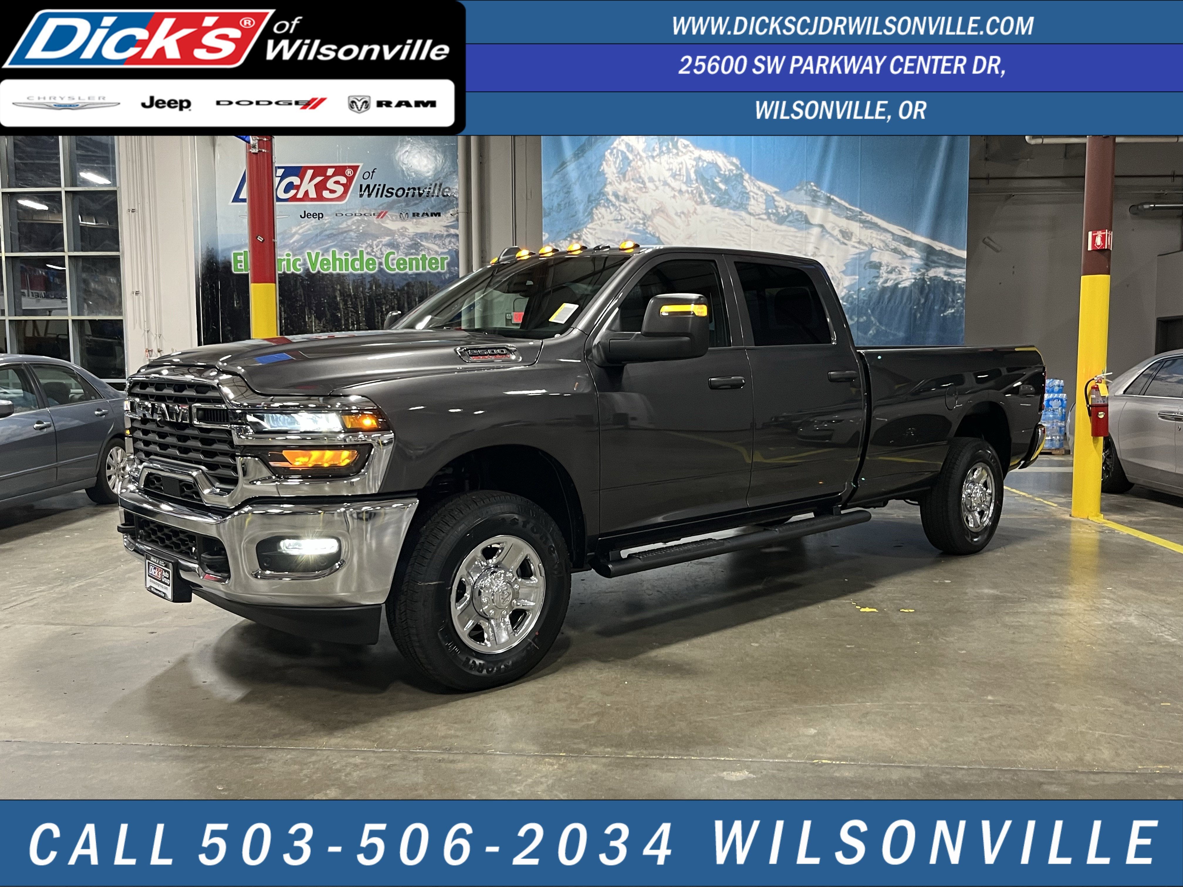 2026 RAM Ram 2500 RAM 2500 TRADESMAN CREW CAB 4X4 8' BOX