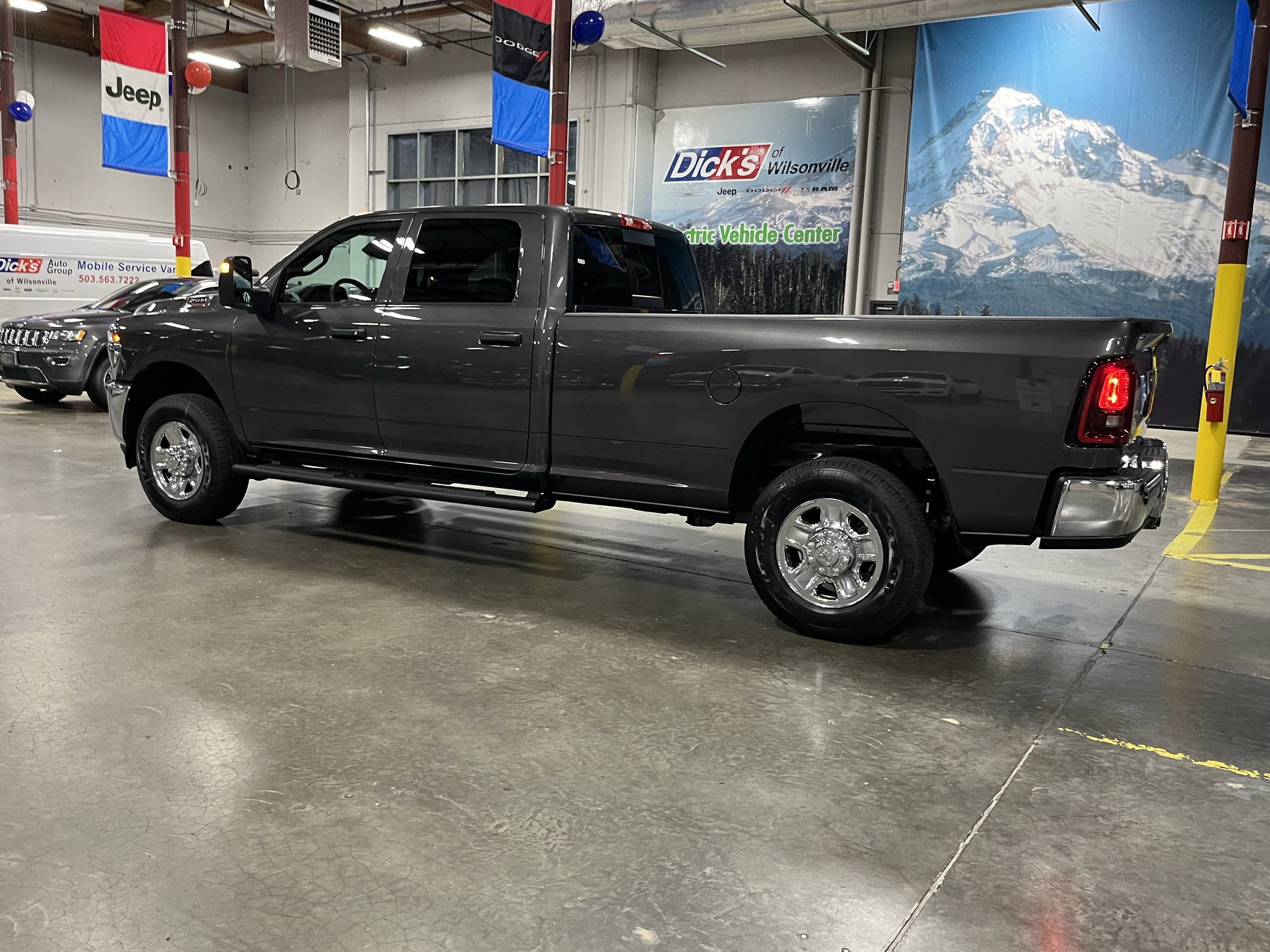 2026 RAM Ram 2500 RAM 2500 TRADESMAN CREW CAB 4X4 8' BOX