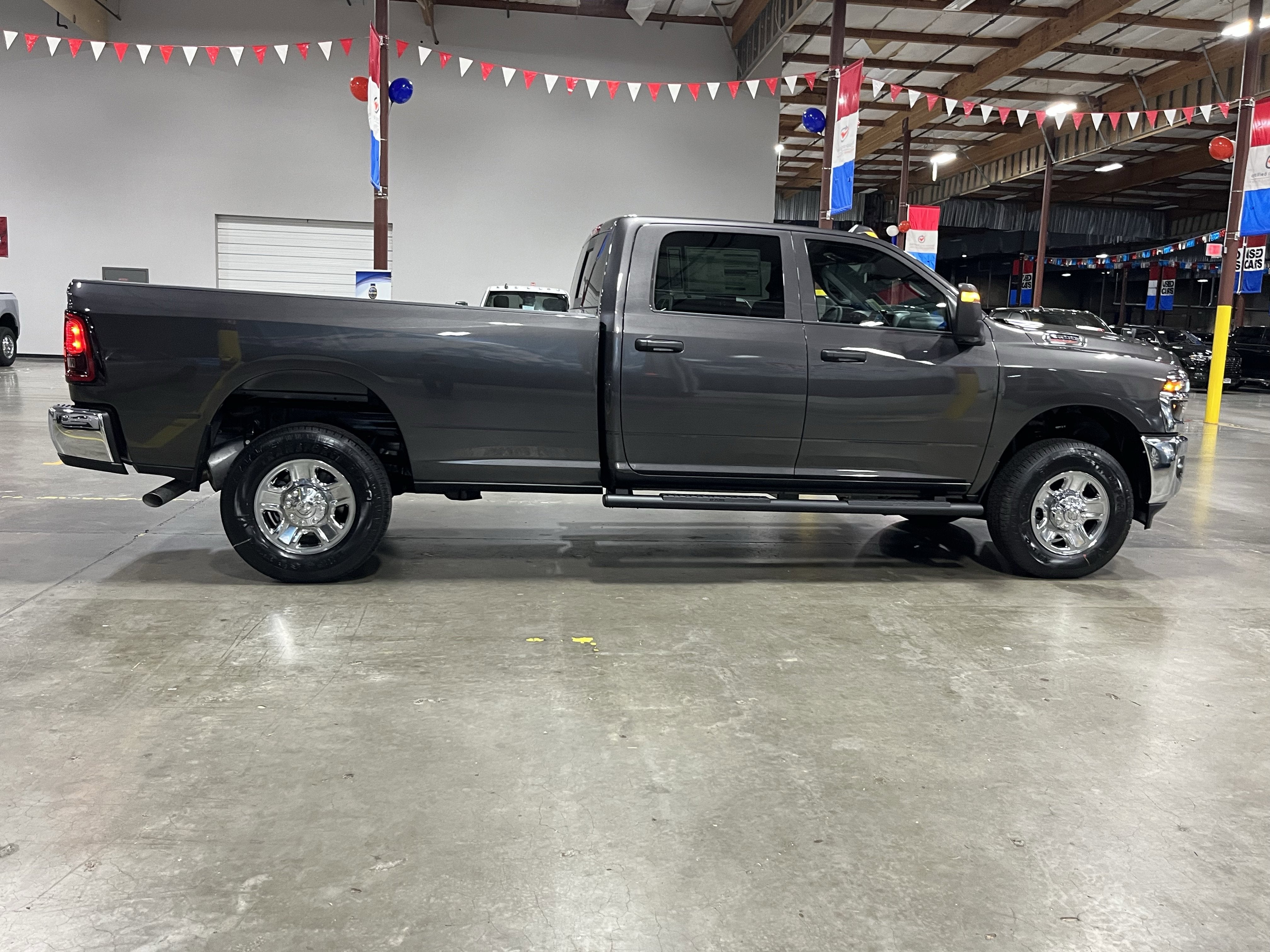 2026 RAM Ram 2500 RAM 2500 TRADESMAN CREW CAB 4X4 8' BOX