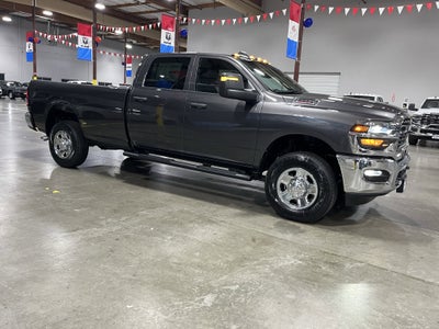 2026 RAM Ram 2500 RAM 2500 TRADESMAN CREW CAB 4X4 8' BOX