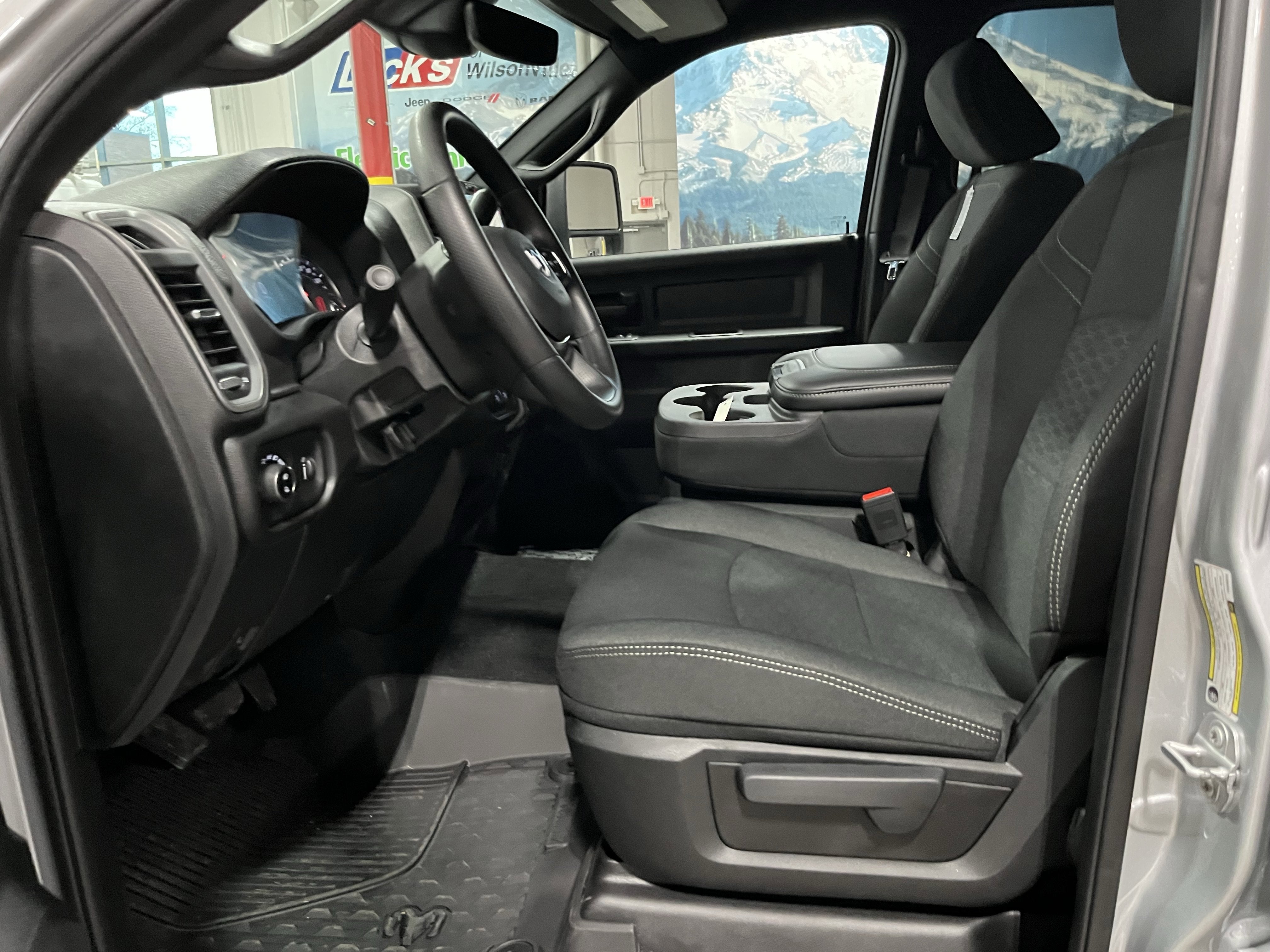 2026 RAM Ram 2500 RAM 2500 TRADESMAN CREW CAB 4X4 8' BOX