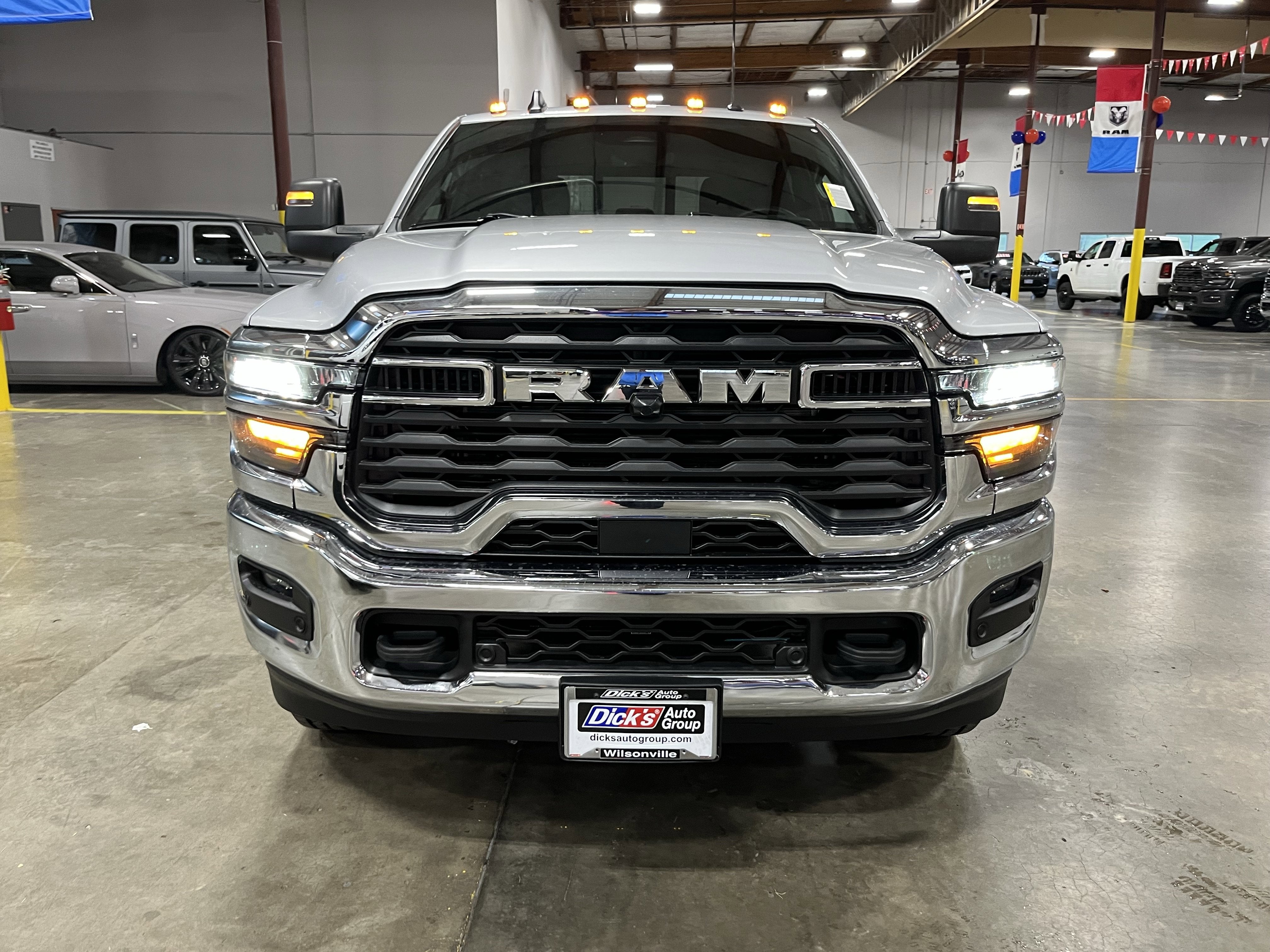 2026 RAM Ram 2500 RAM 2500 TRADESMAN CREW CAB 4X4 8' BOX