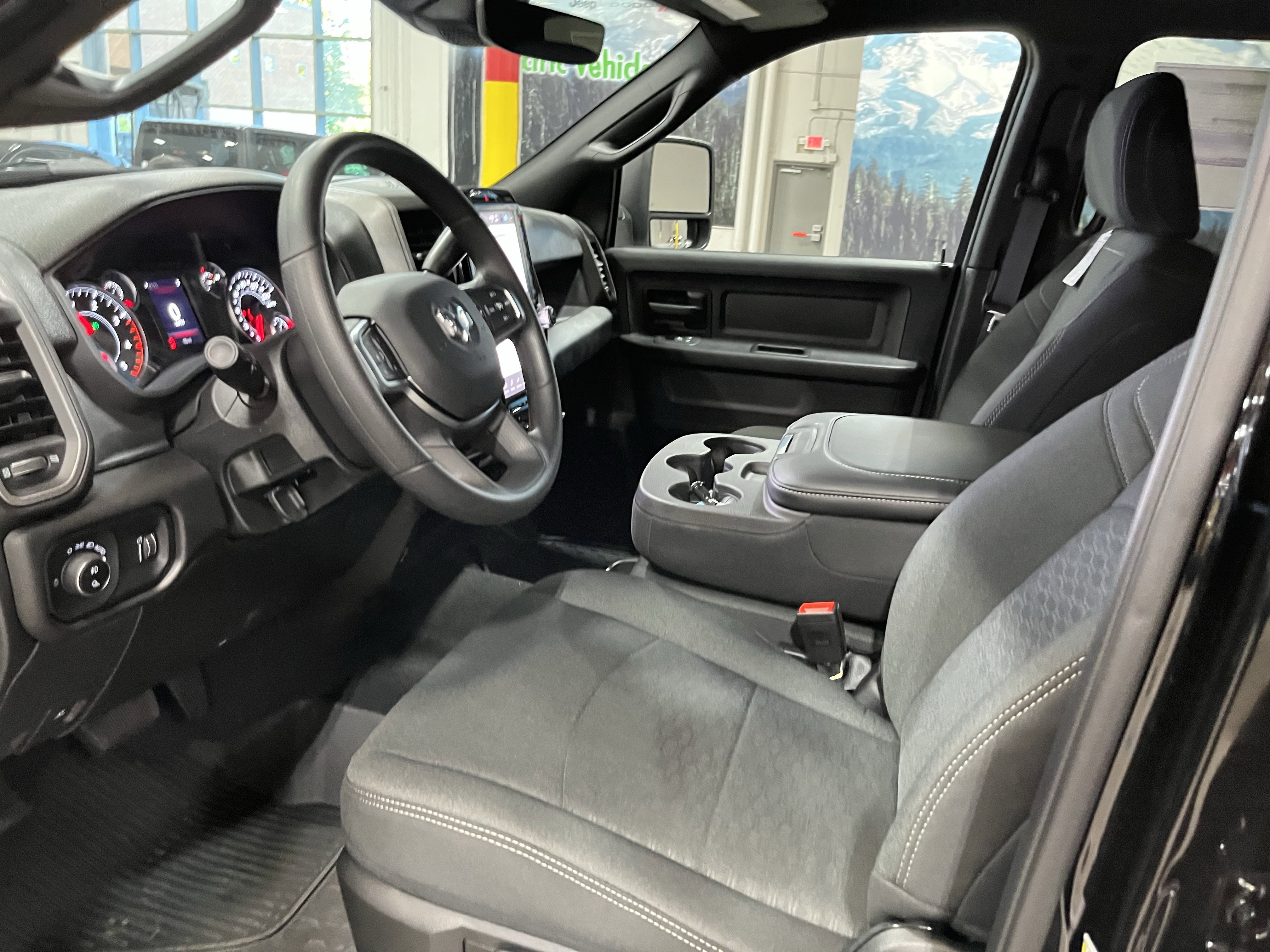 2026 RAM Ram 2500 RAM 2500 TRADESMAN CREW CAB 4X4 8' BOX