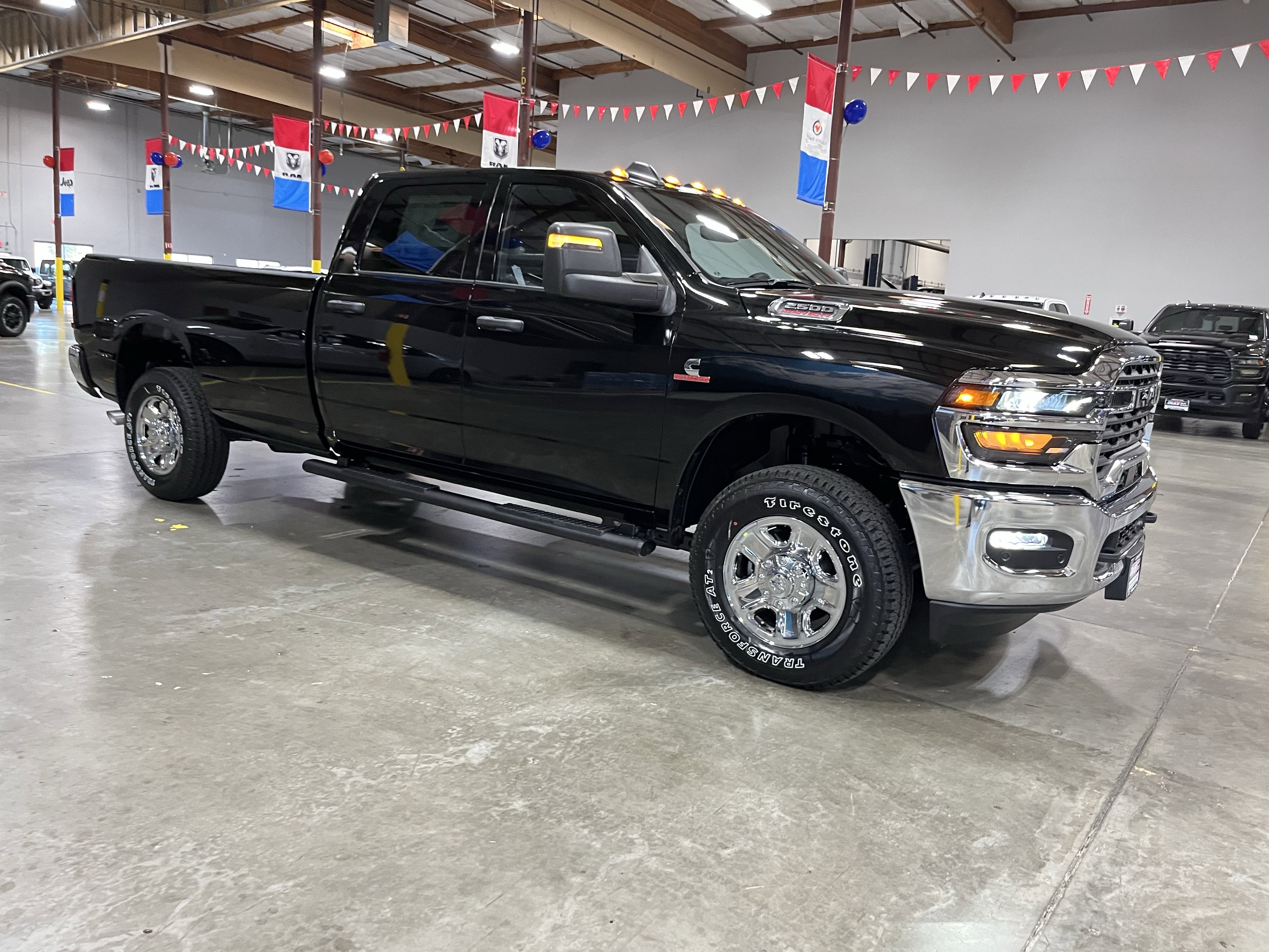 2026 RAM Ram 2500 RAM 2500 TRADESMAN CREW CAB 4X4 8' BOX