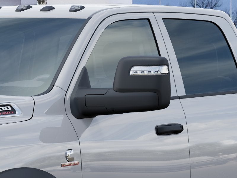 2026 RAM Ram 5500 Chassis Cab RAM 5500 TRADESMAN CHASSIS CREW CAB 4X4 84' CA