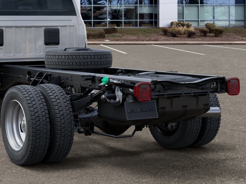 2026 RAM Ram 5500 Chassis Cab RAM 5500 TRADESMAN CHASSIS CREW CAB 4X4 84' CA