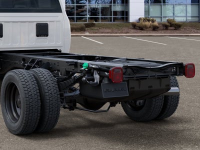 2027 RAM Ram 5500 Chassis Cab RAM 5500 TRADESMAN CHASSIS CREW CAB 4X4 84' CA