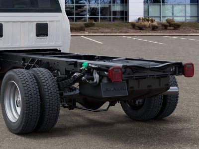 2027 RAM Ram 5500 Chassis Cab RAM 5500 TRADESMAN CHASSIS CREW CAB 4X4 84' CA