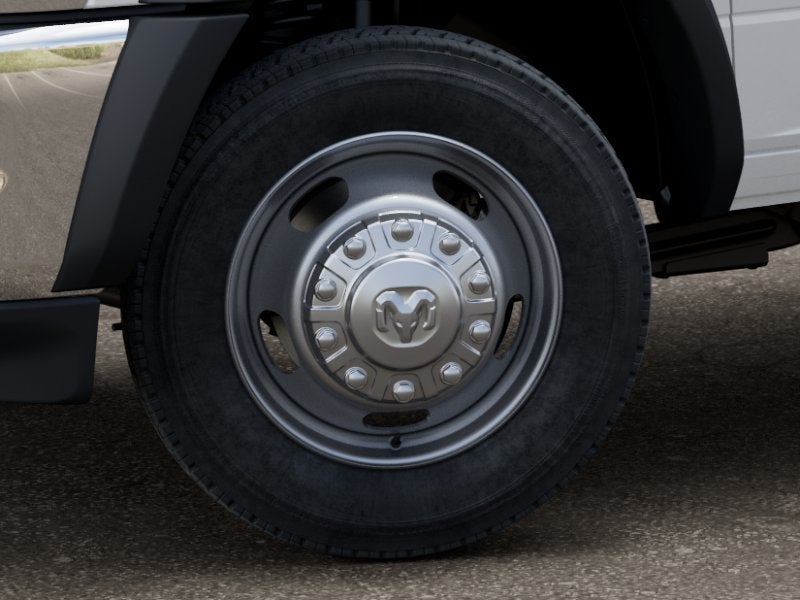 2027 RAM Ram 5500 Chassis Cab RAM 5500 TRADESMAN CHASSIS CREW CAB 4X4 84' CA